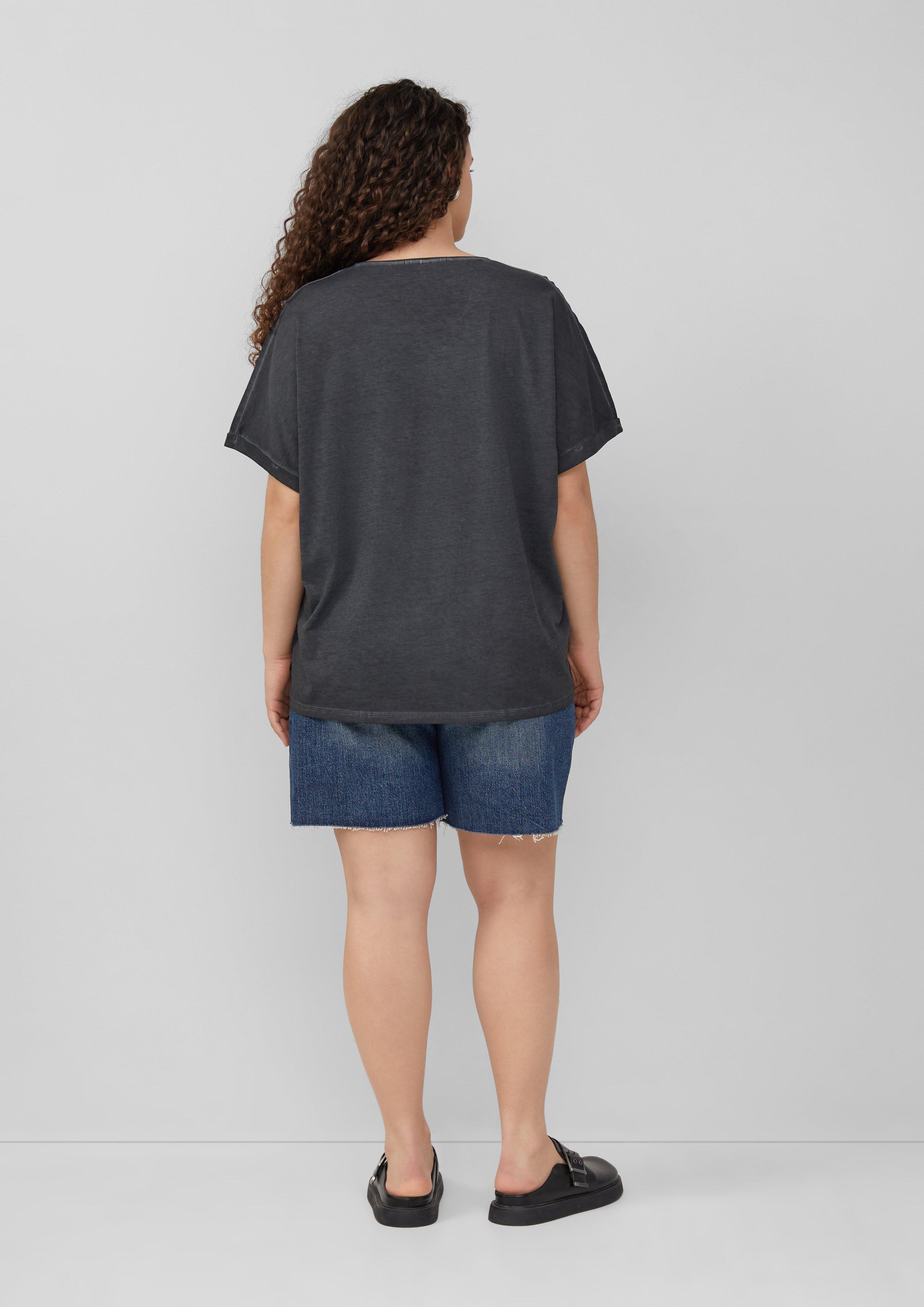 T-shirt in 99D0, 72D1 & 47D0