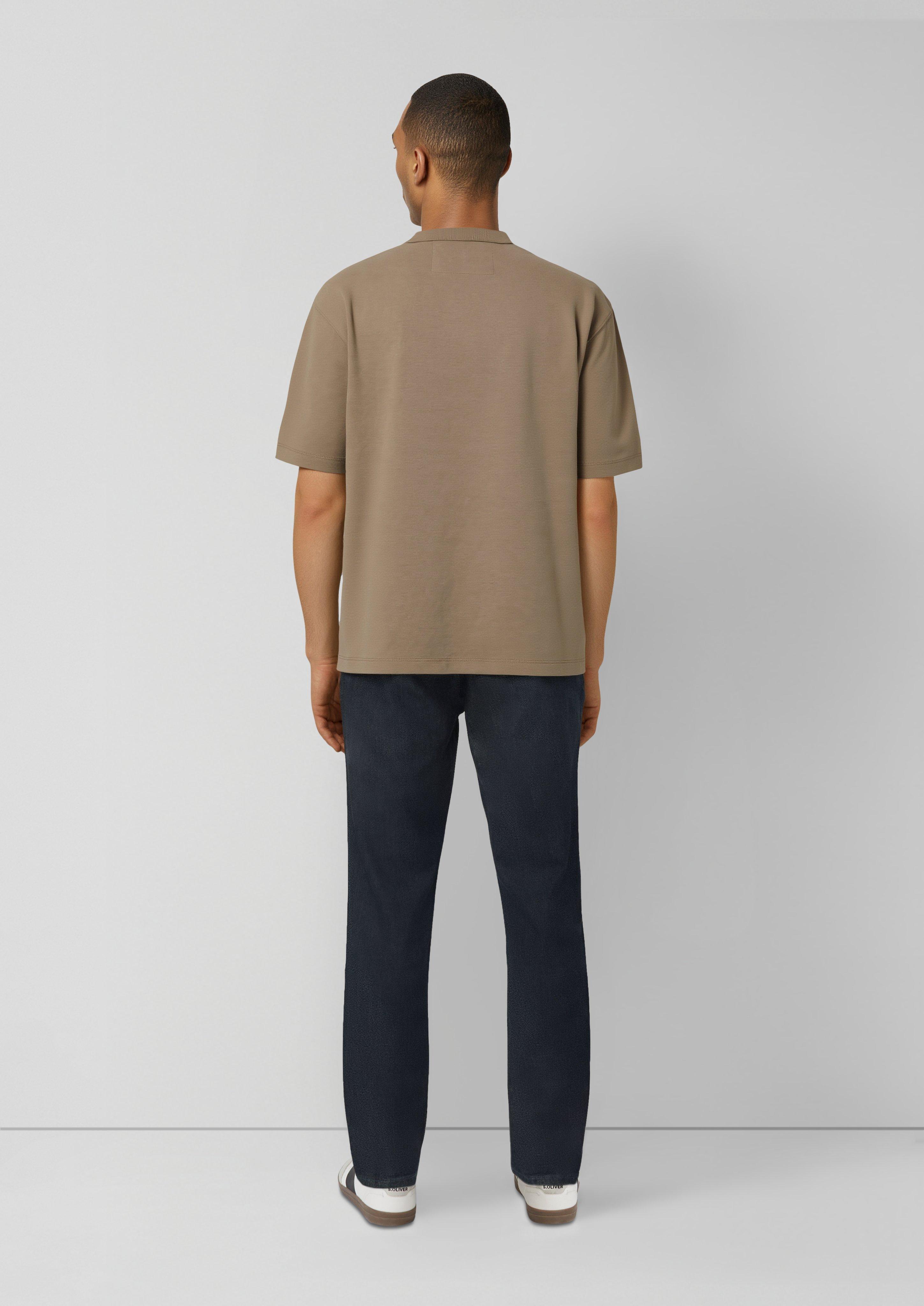 T-shirt in 8615 & 8001