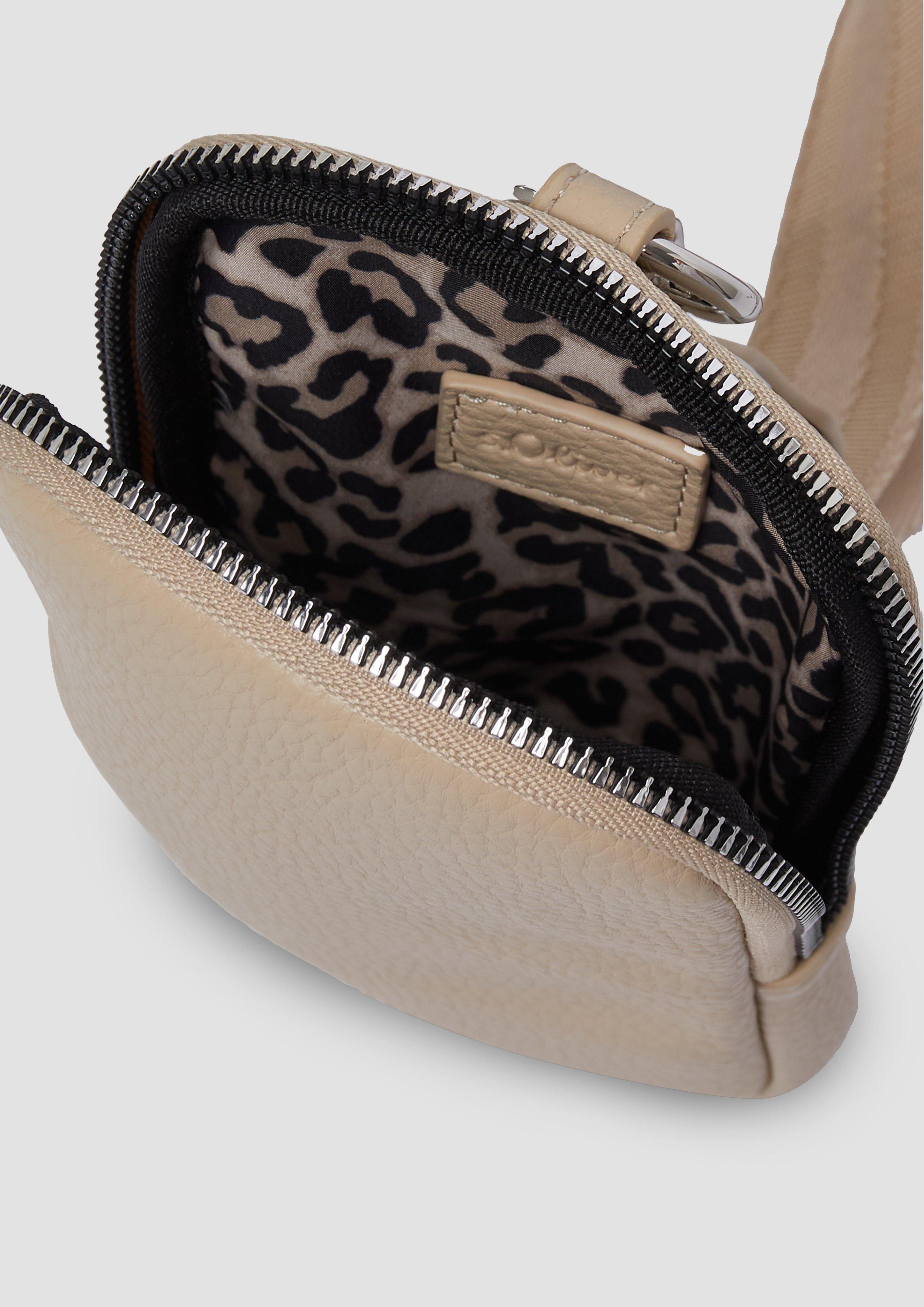 Sac in 8156, 3905 & 9999