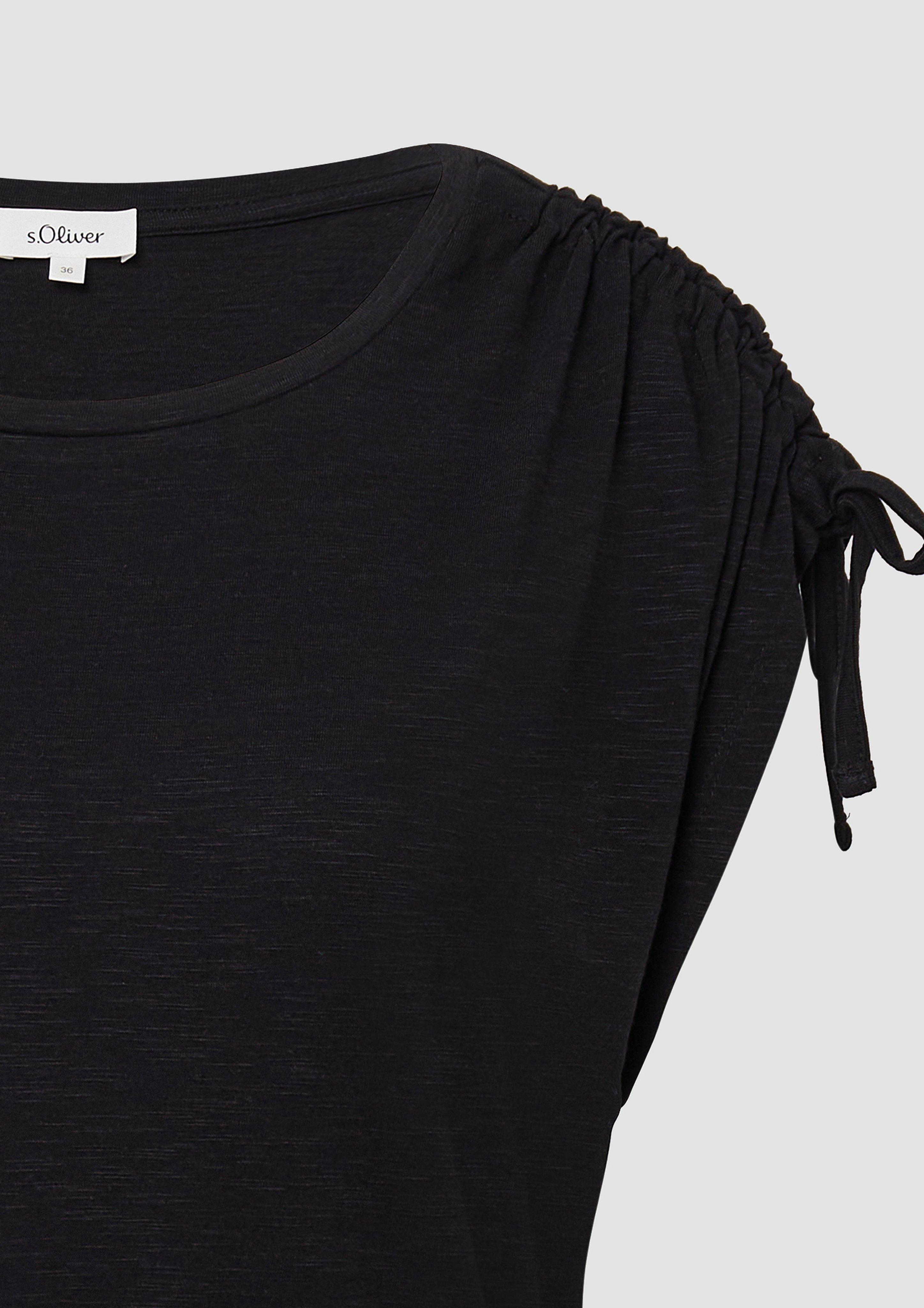 T-Shirt in 9999, 3533, 0100, 6099 & 8828