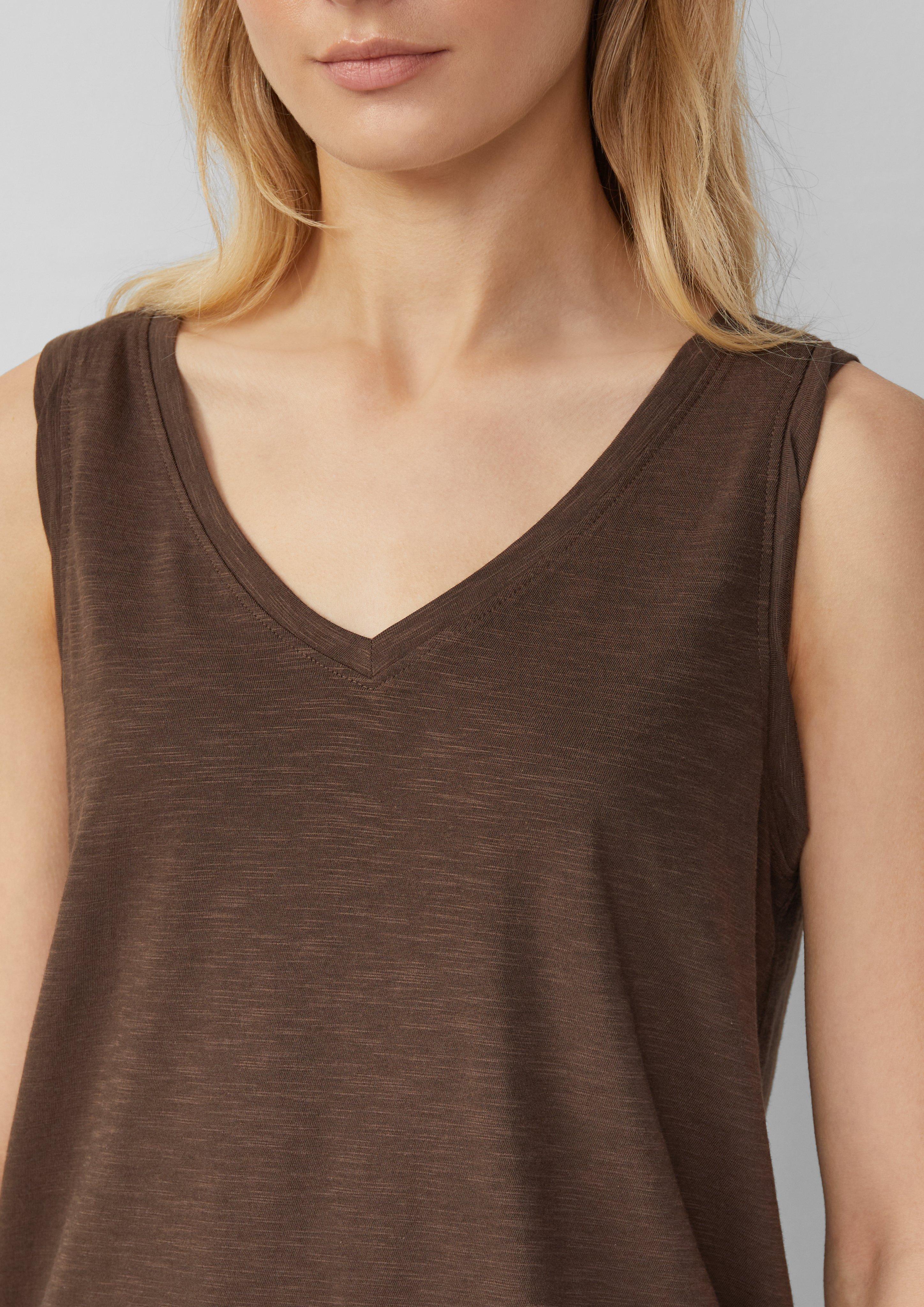 T-shirt in 8828, 0100, 6099, 9999 & 3533