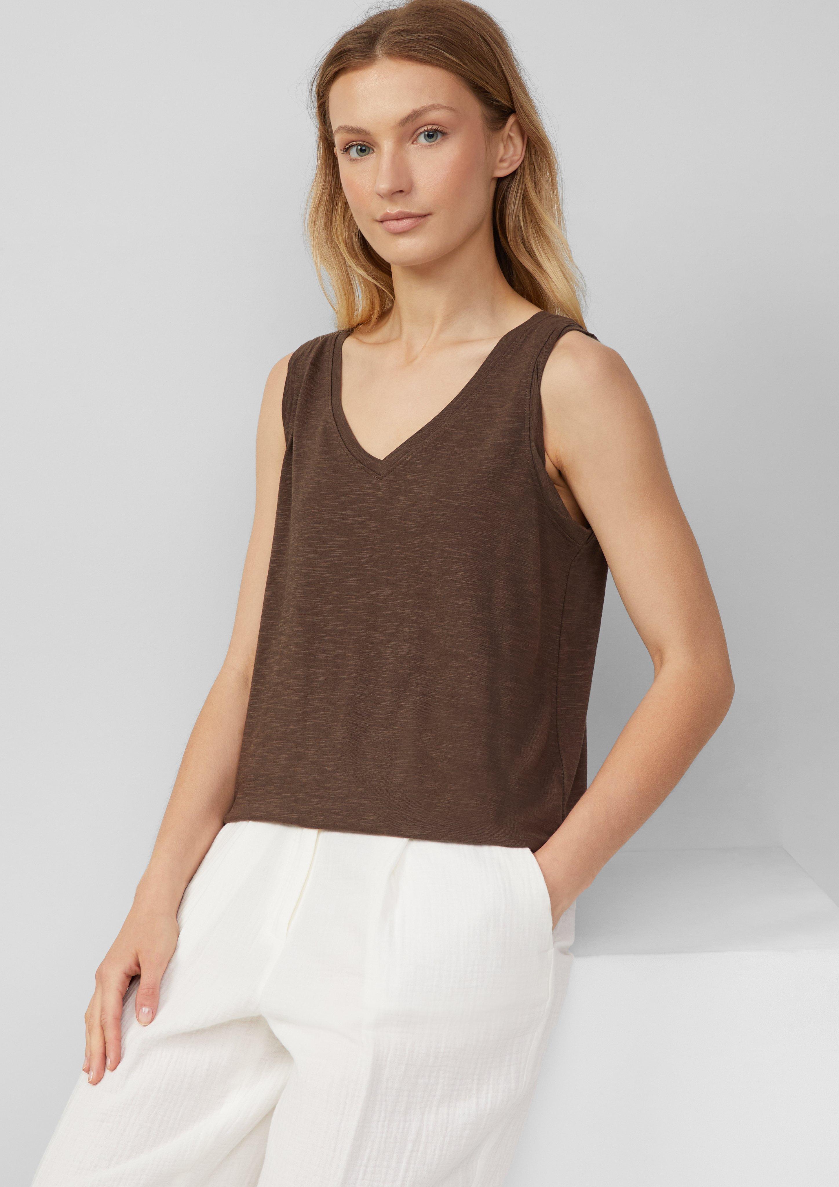 T-shirt in 8828, 0100, 6099, 9999 & 3533