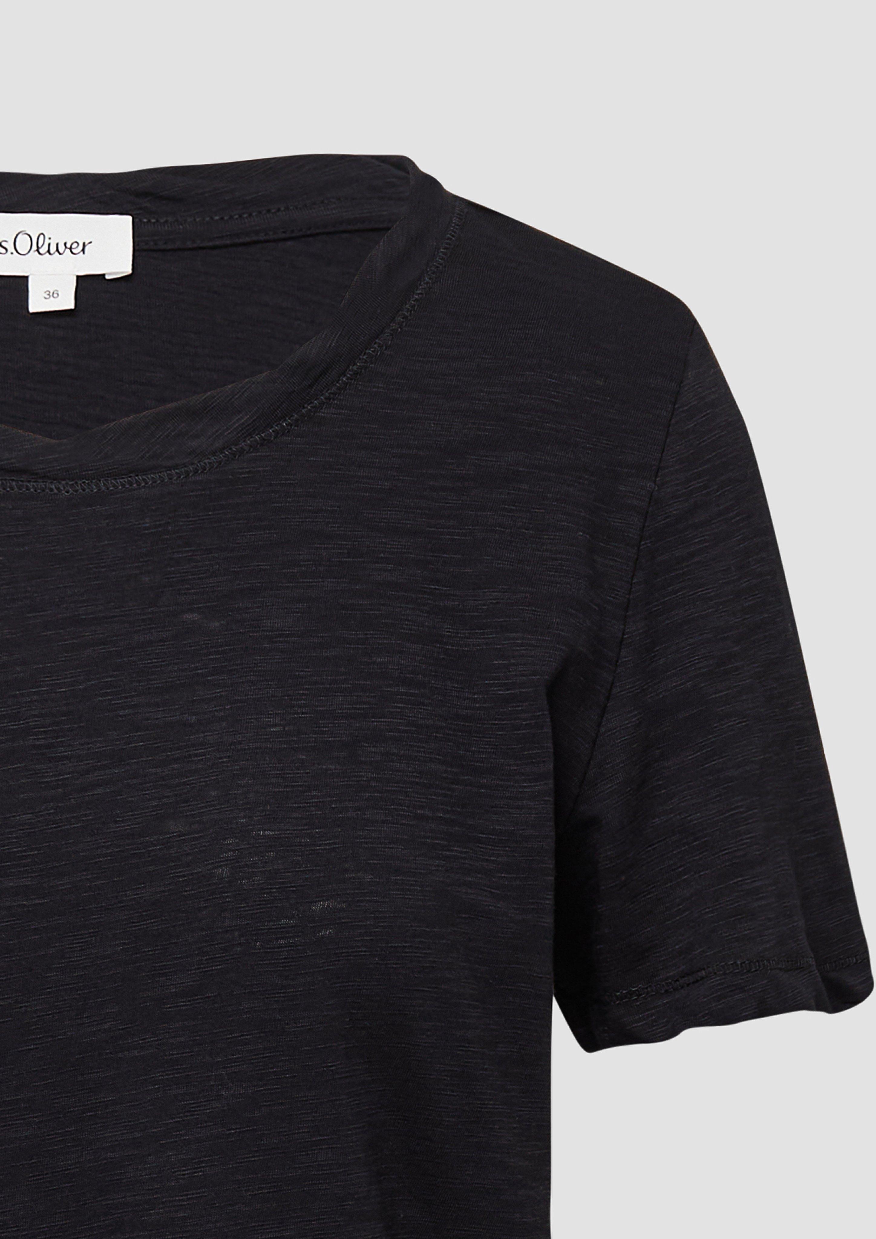 T-Shirt in 9999, 6099, 8828, 3533 & 0100