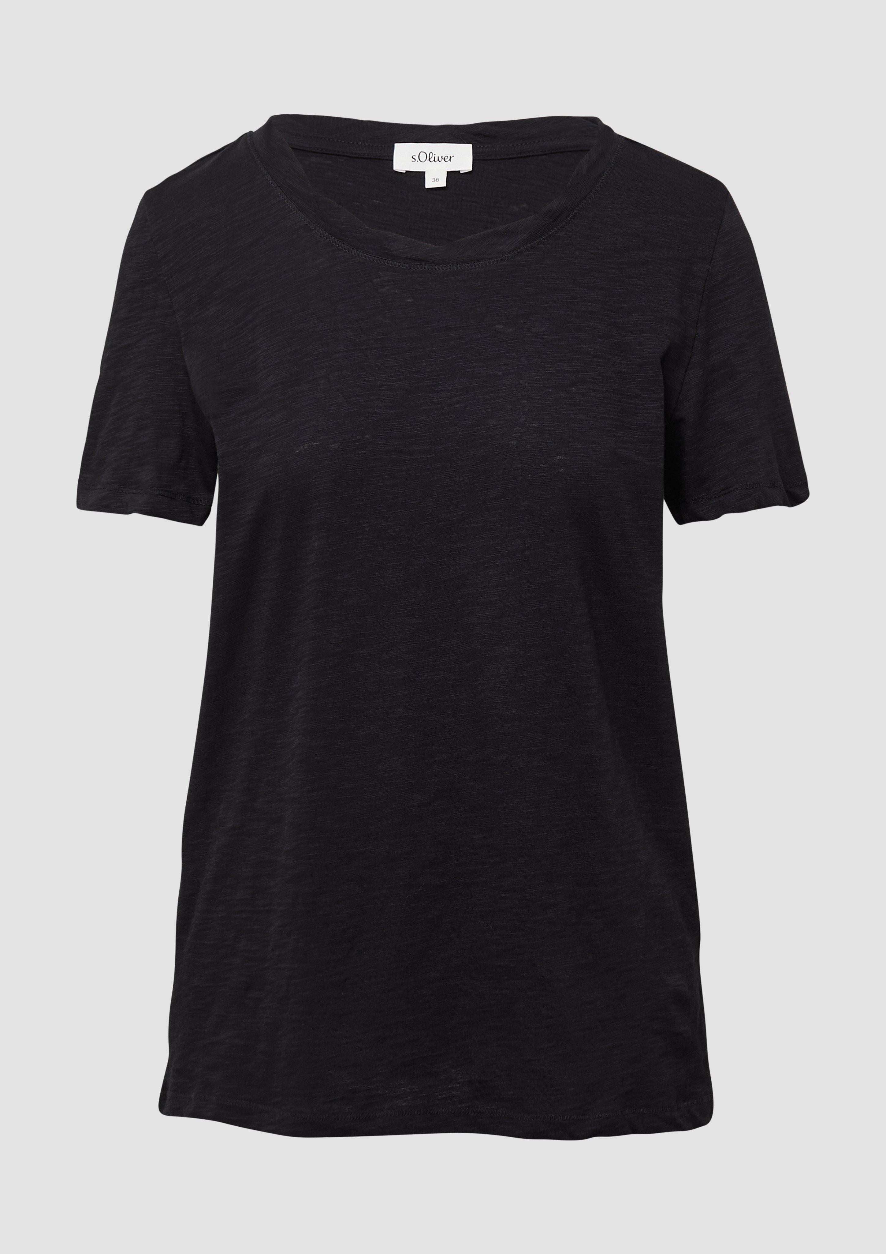 Thumbnail - s.Oliver - T-Shirt mit Flammgarnstruktur und Ausschnitt-Detail, Damen, schwarz