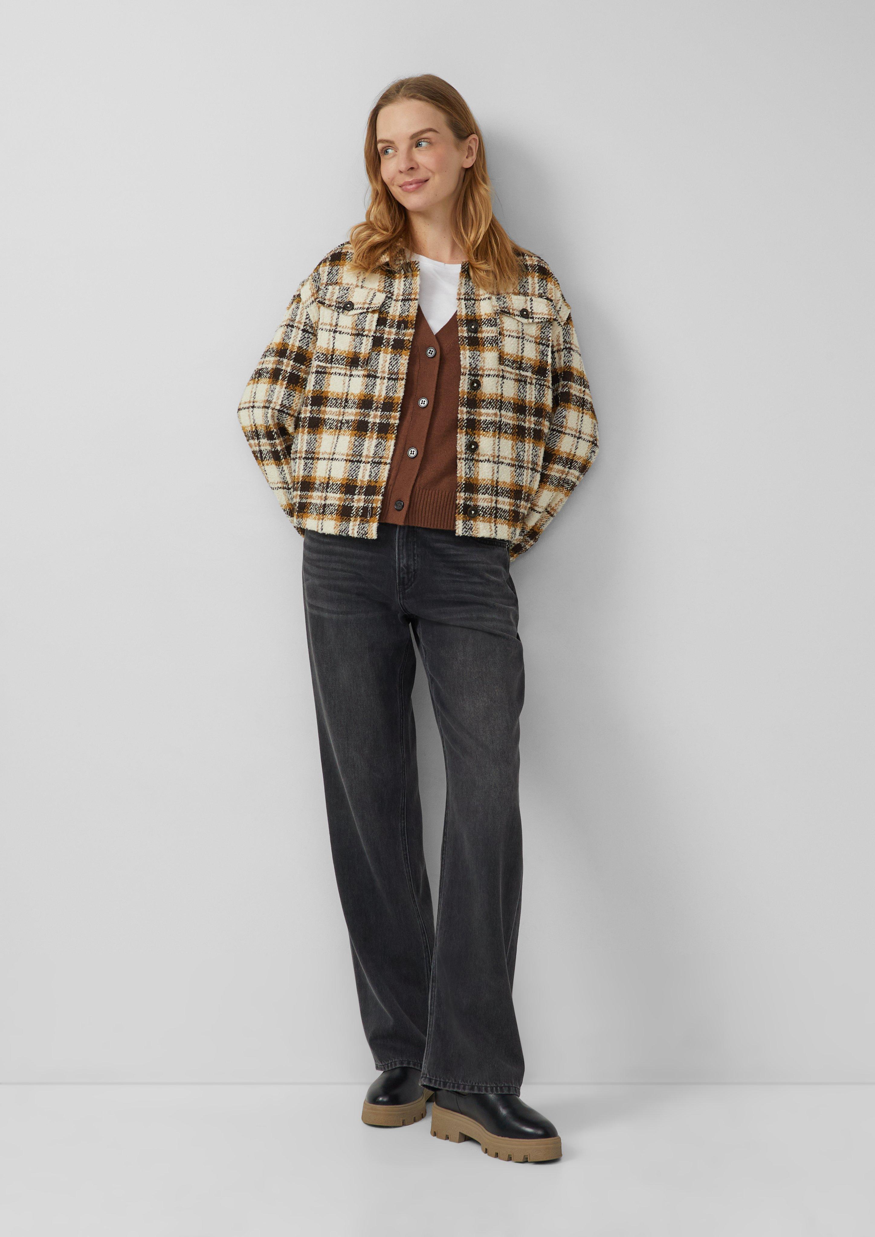 Bunda in 8837, 9999 & 81W9