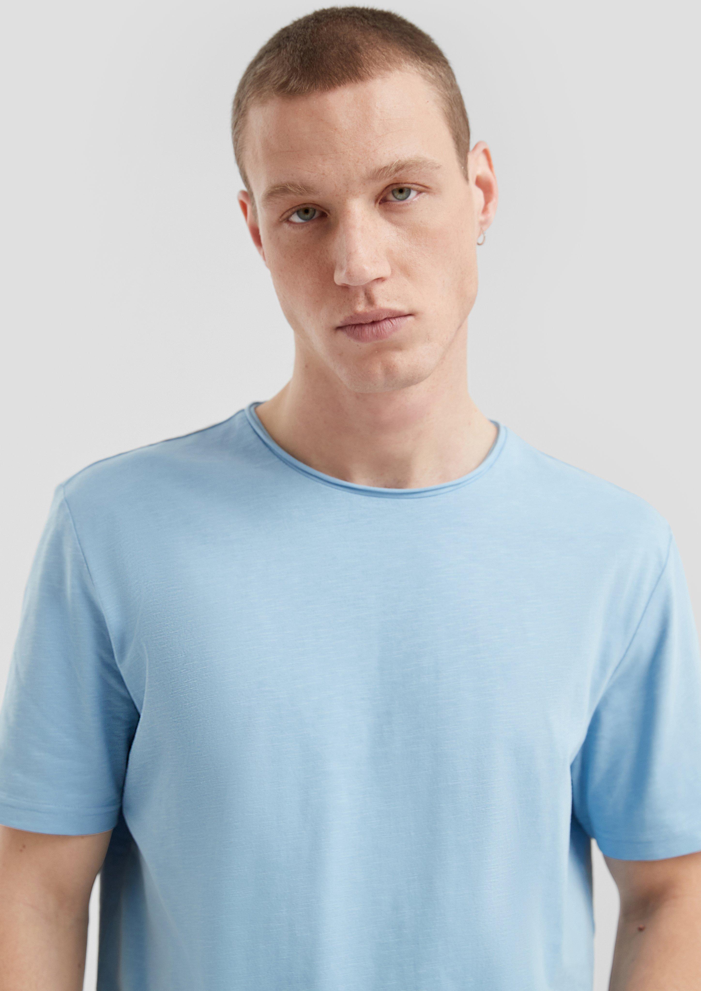 T-shirt in 5133, 3616 & 8482