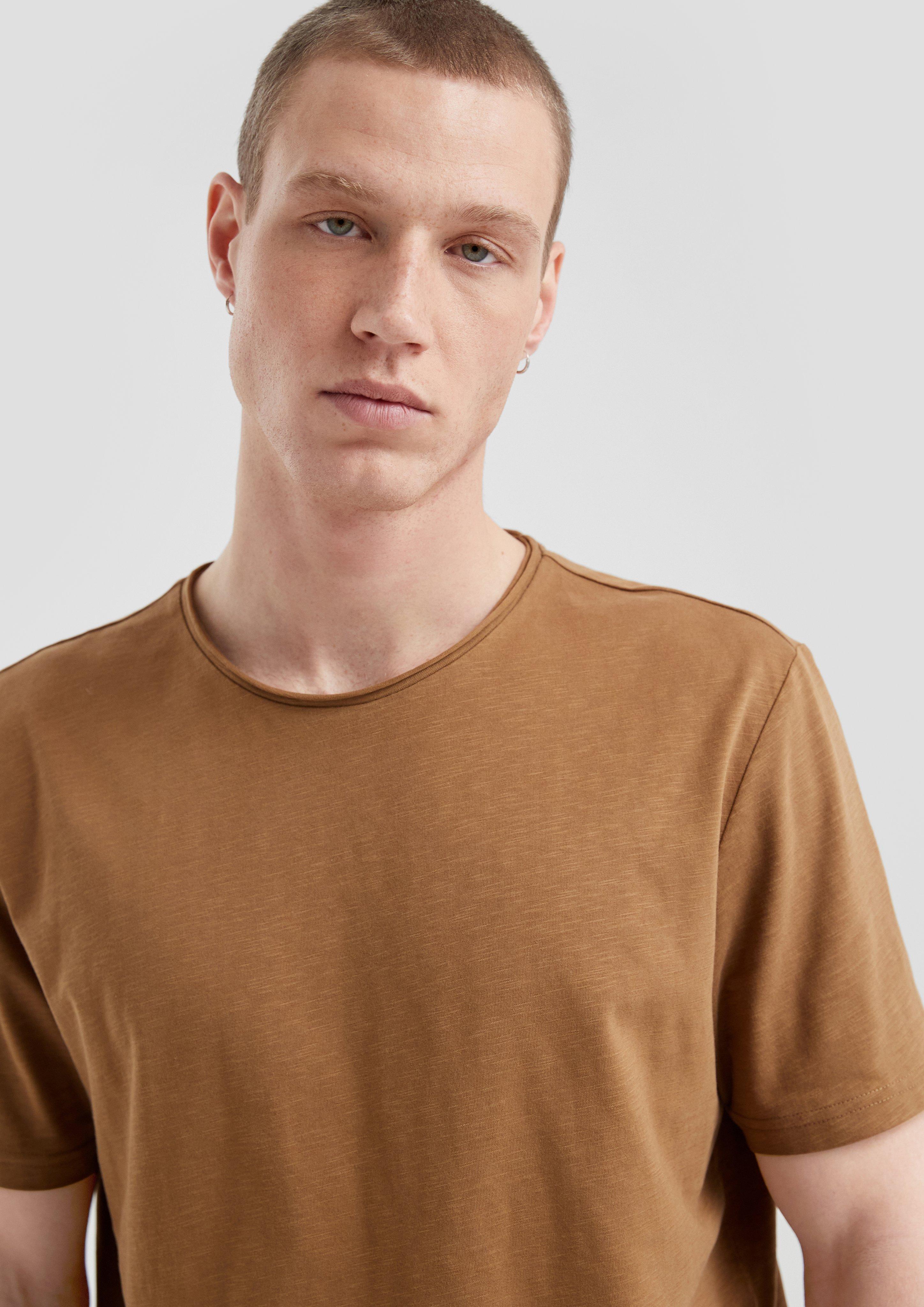 T-Shirt in 8482, 5133 & 3616