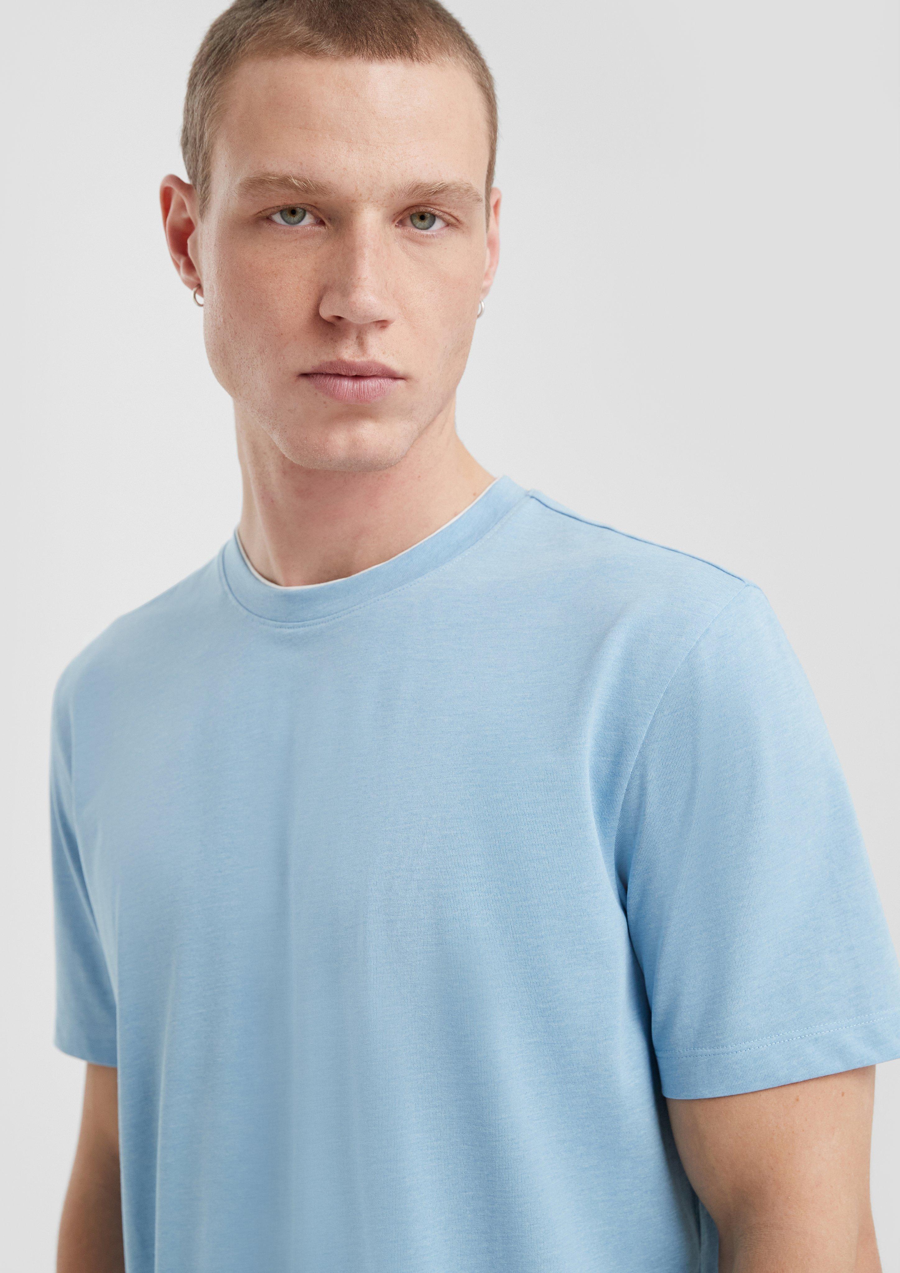 T-Shirt in 5133 & 5884