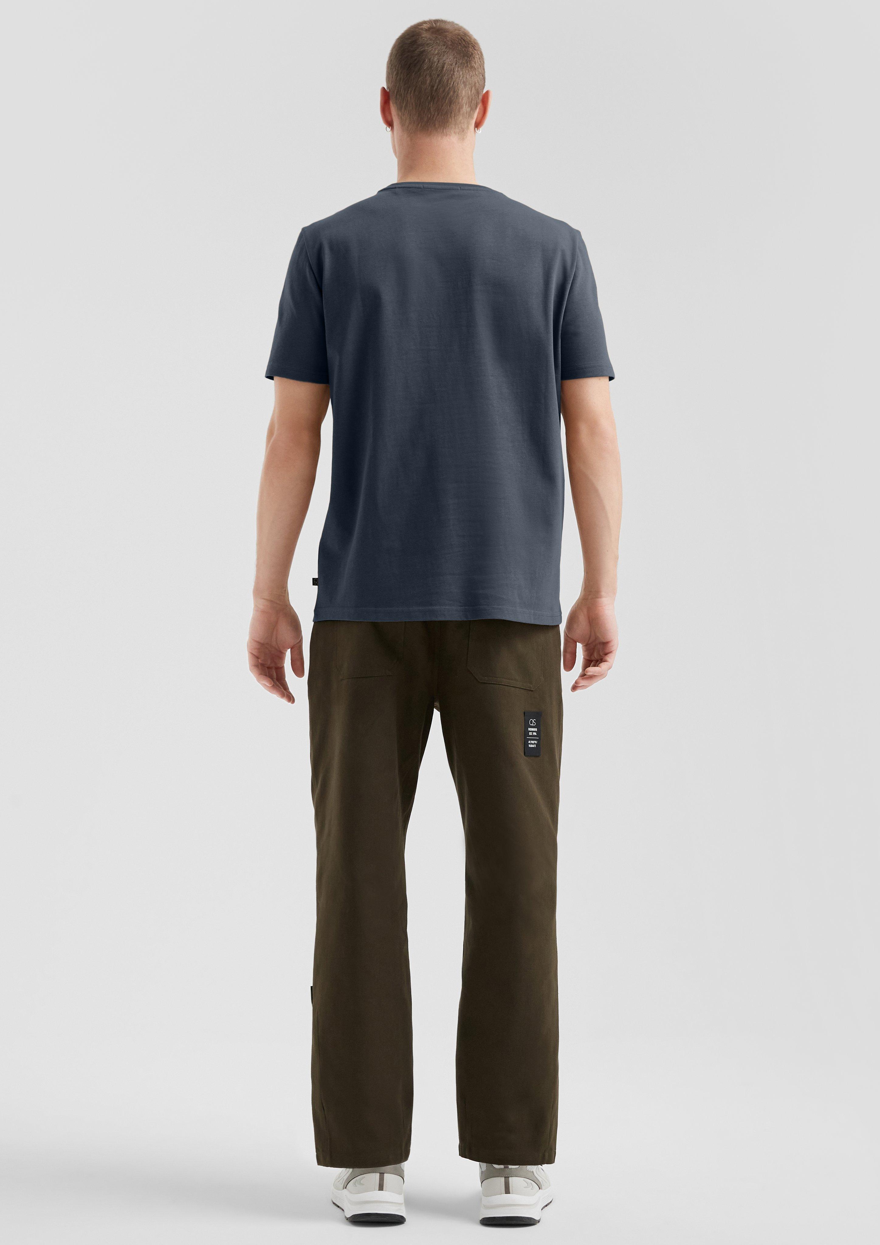 T-Shirt in 5884, 8482 & 8160