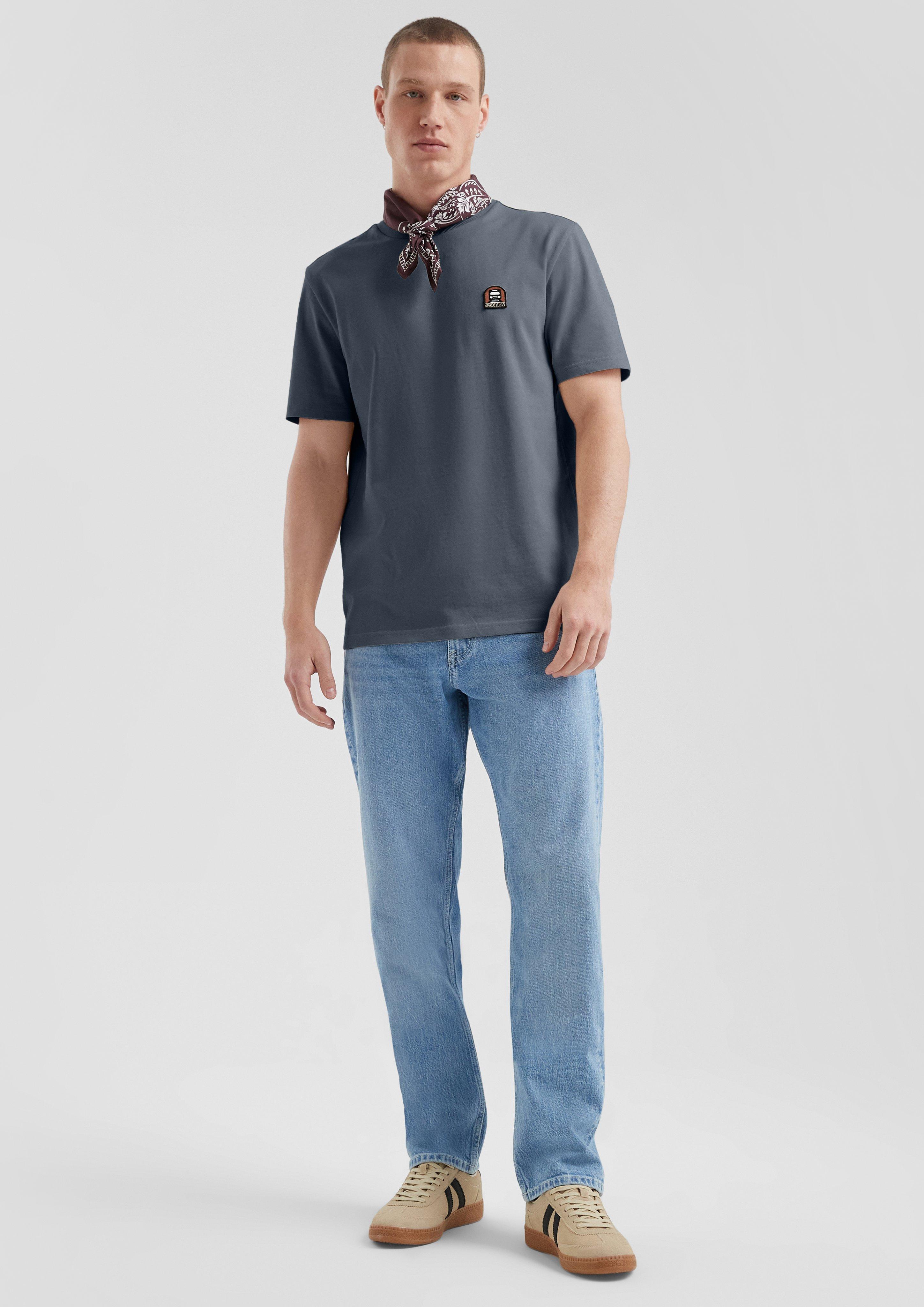 T-Shirt in 5884, 8482 & 8160