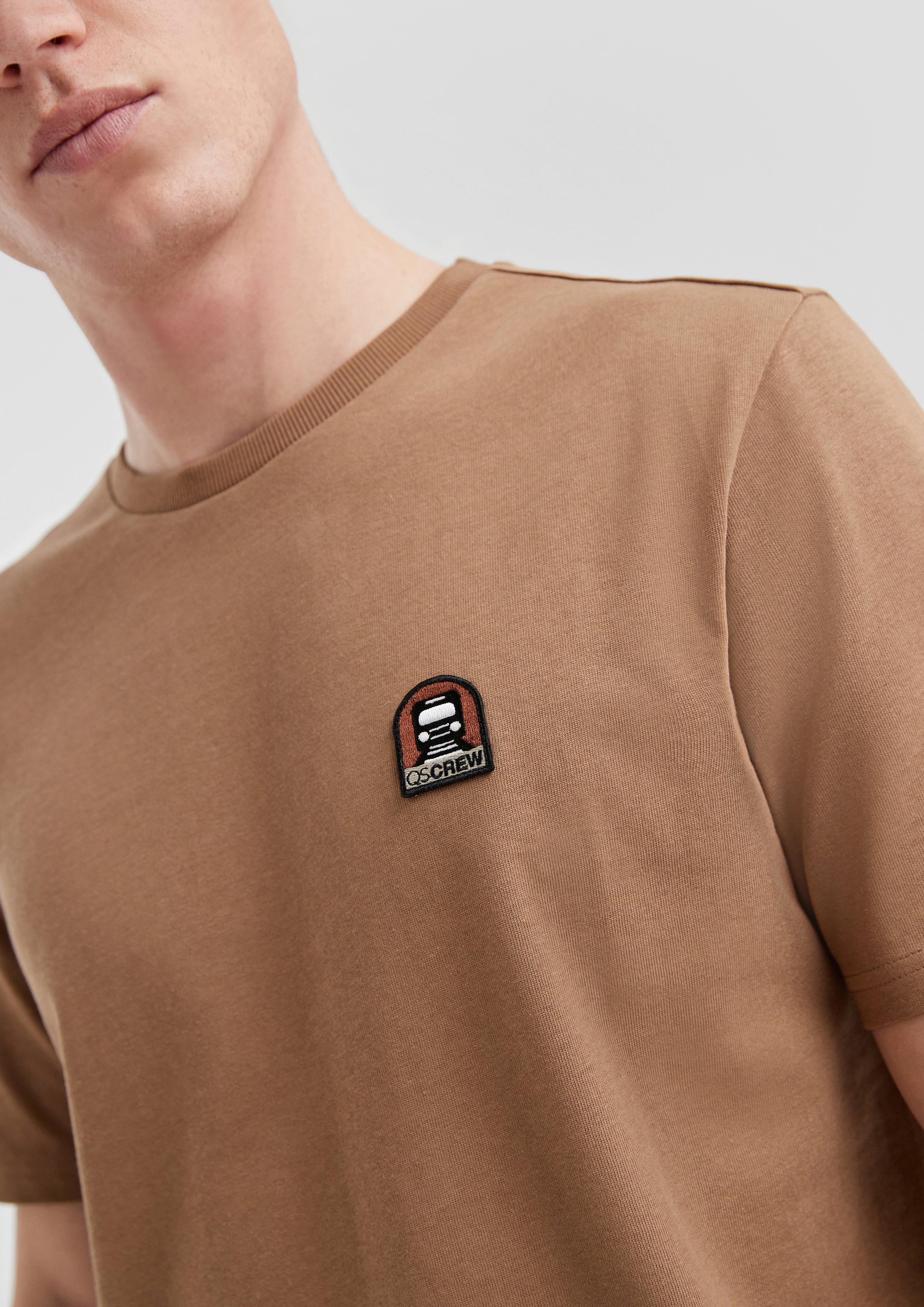 T-shirt in 8482, 8160 & 5884