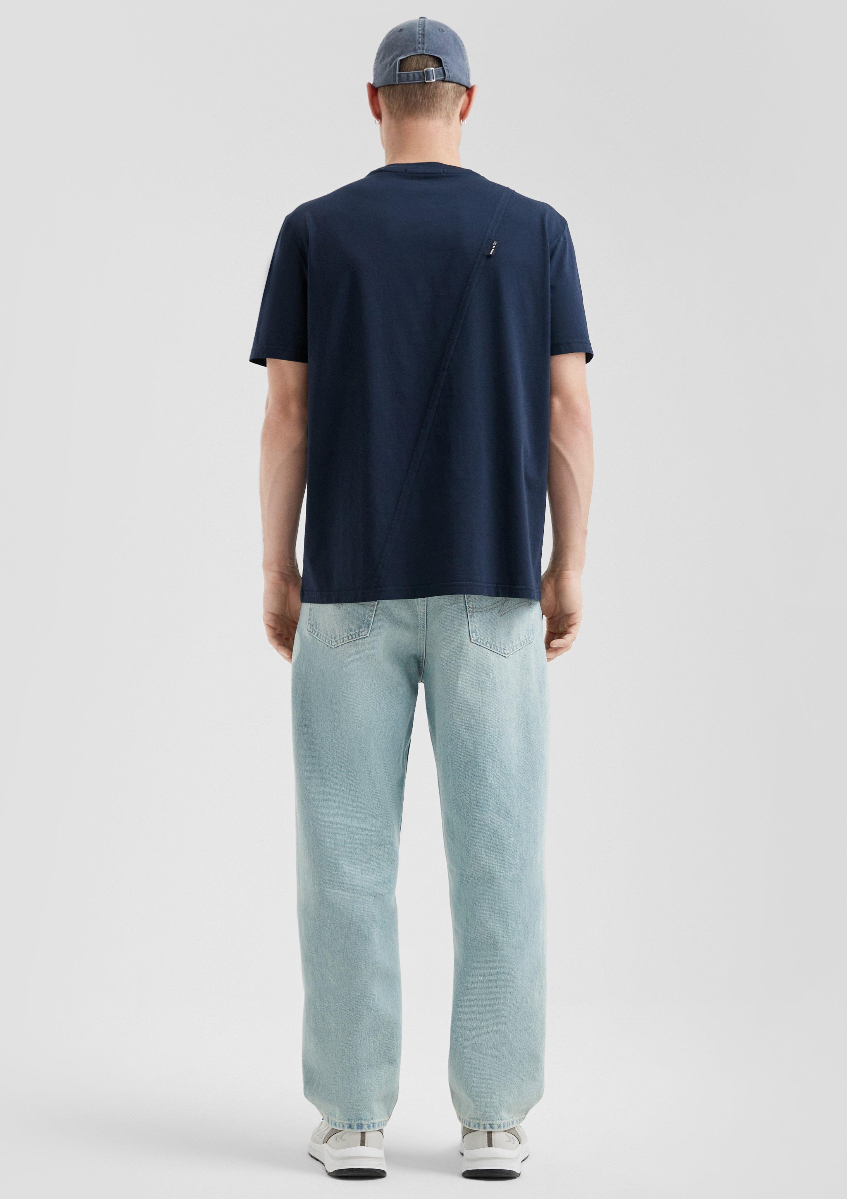 T-shirt in 5884 & 8160