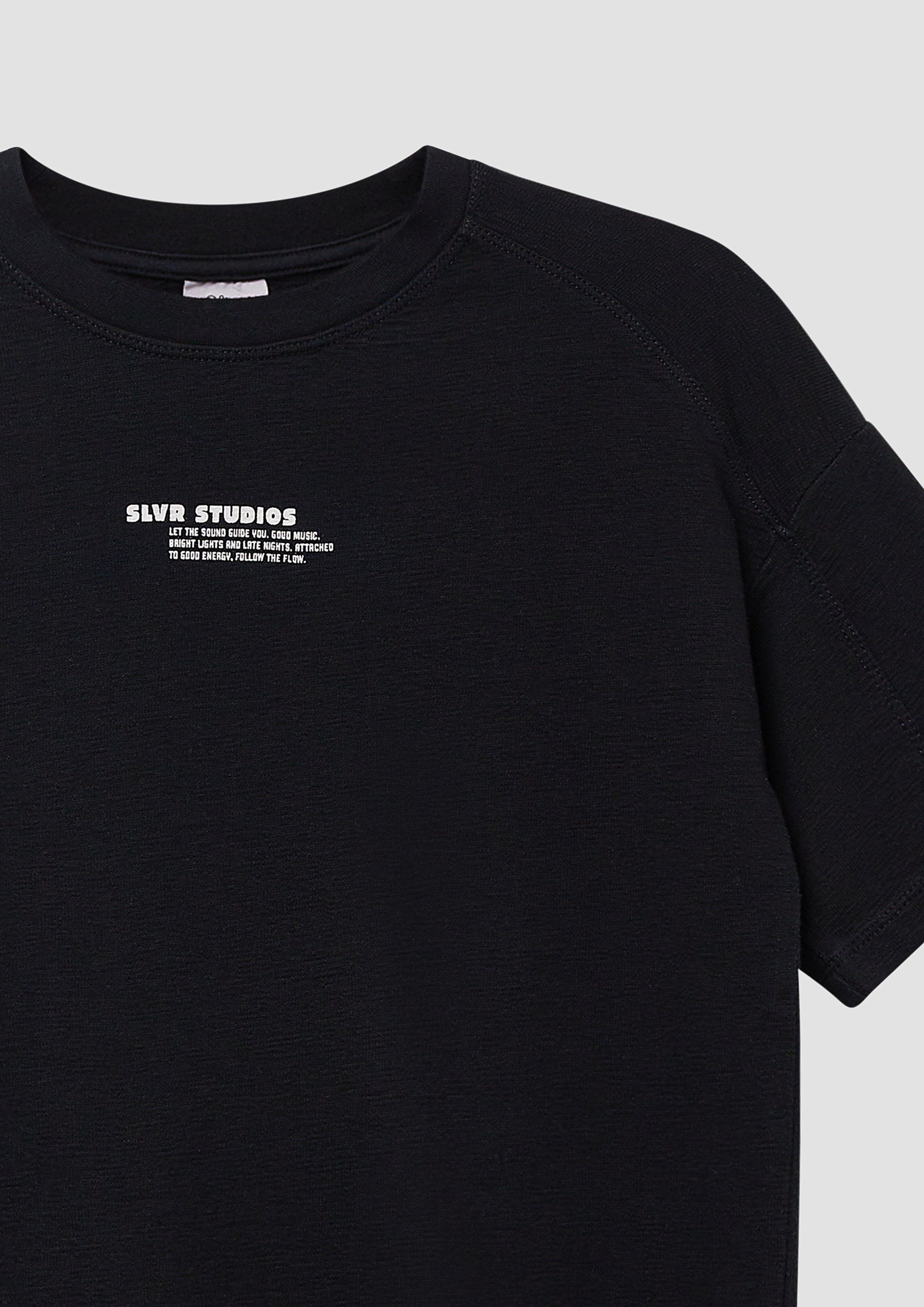 T-shirt in 9999 & 5470