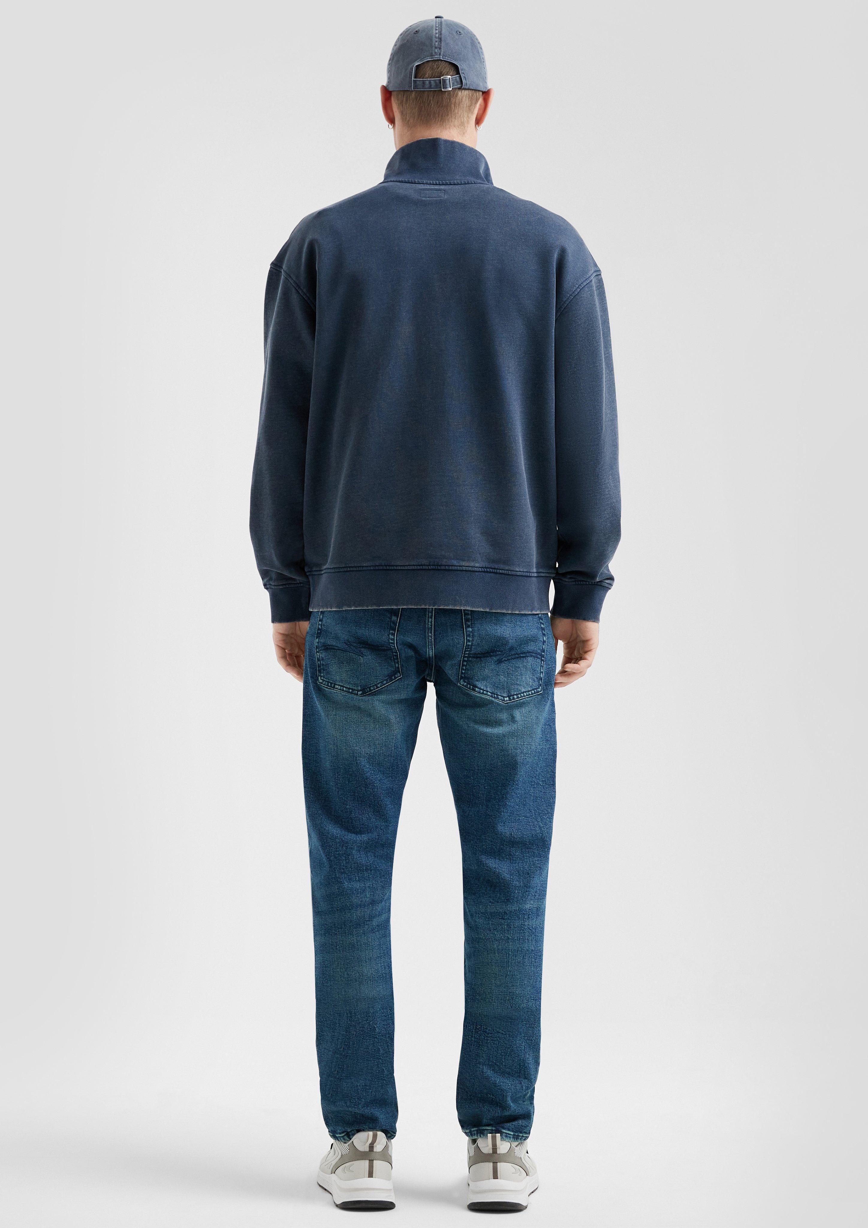 Sweatshirt in 5884, 8482 & 8160