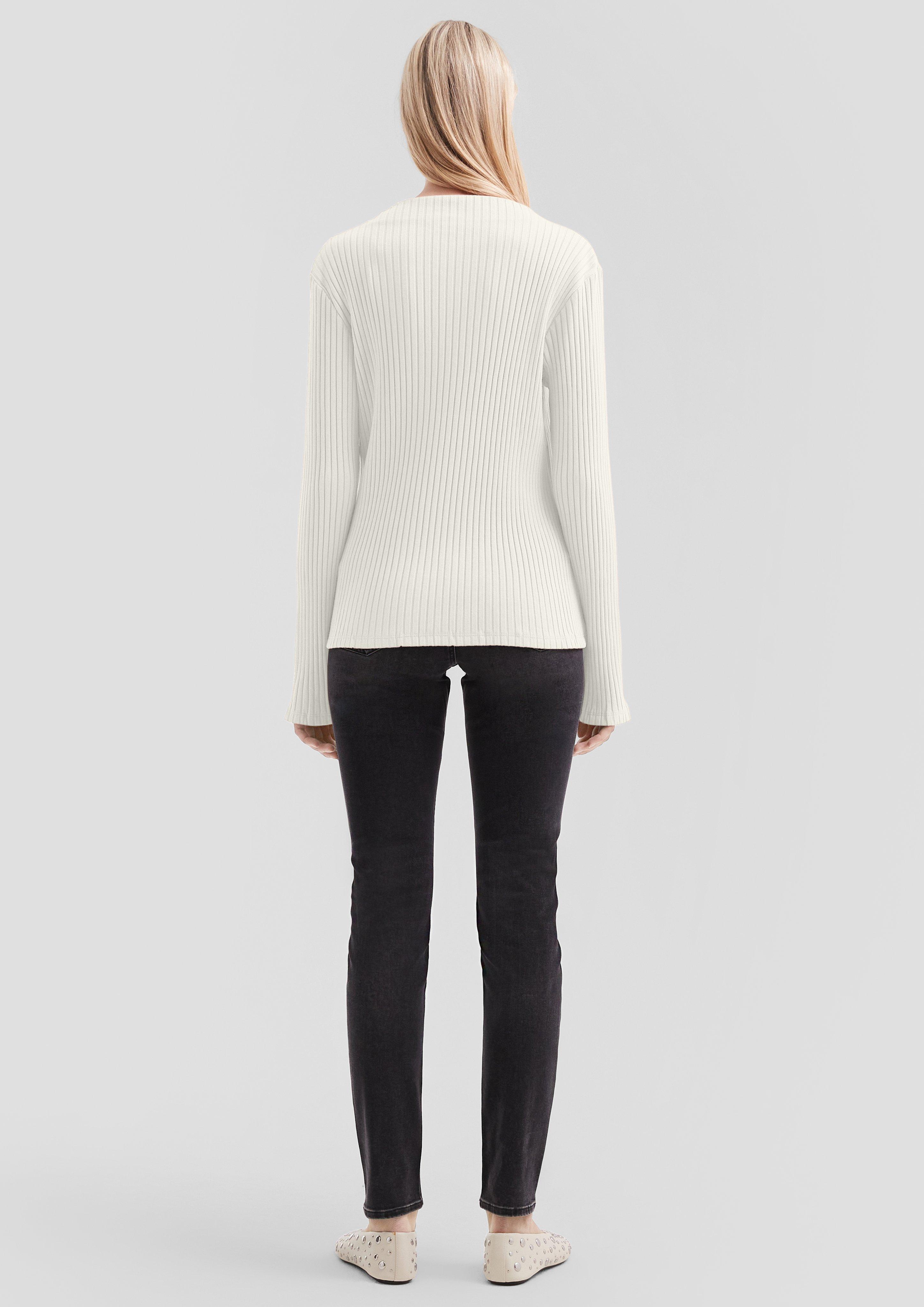 T-Shirt in 0200, 9999 & 4418