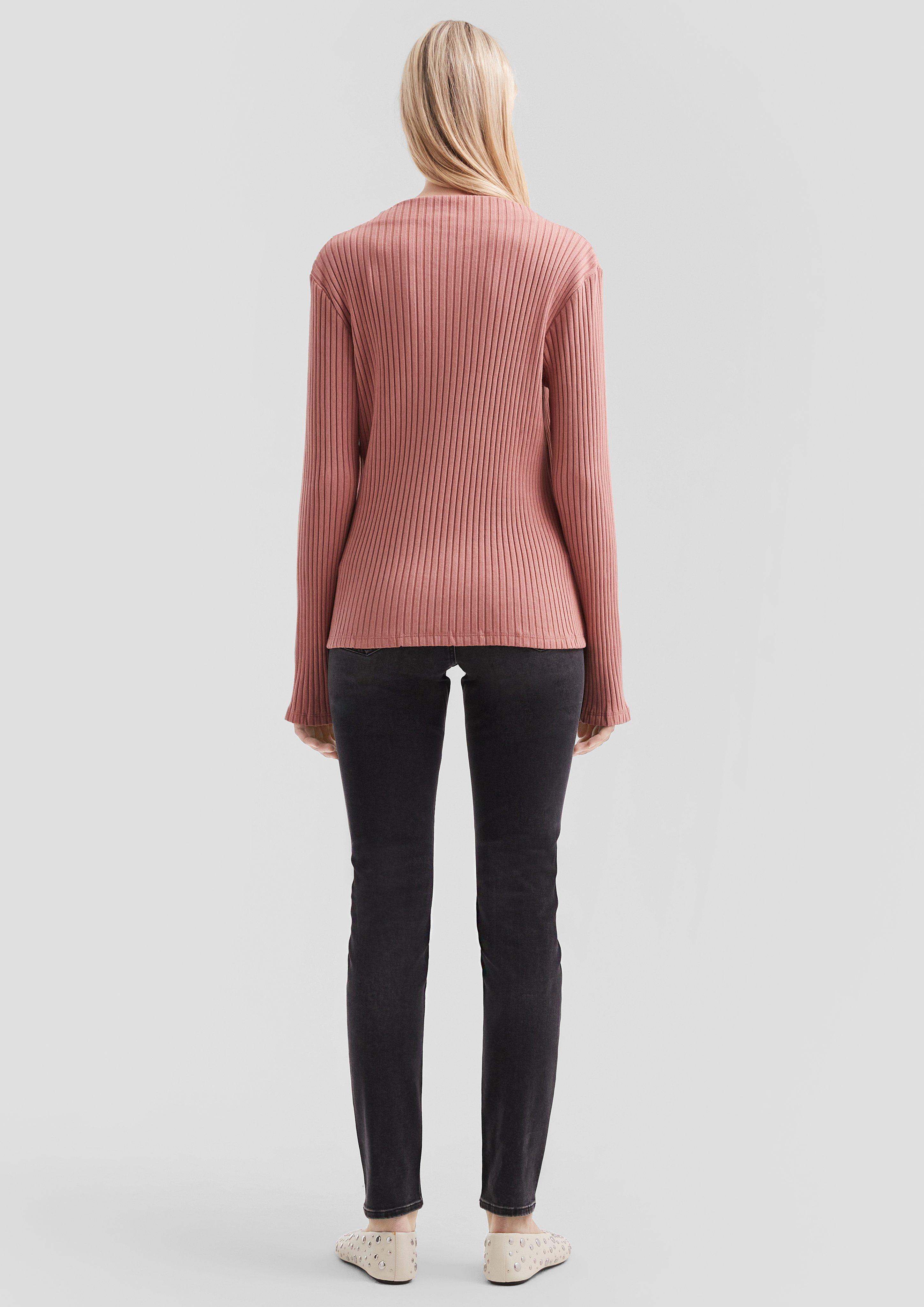 T-Shirt in 4418, 9999 & 0200