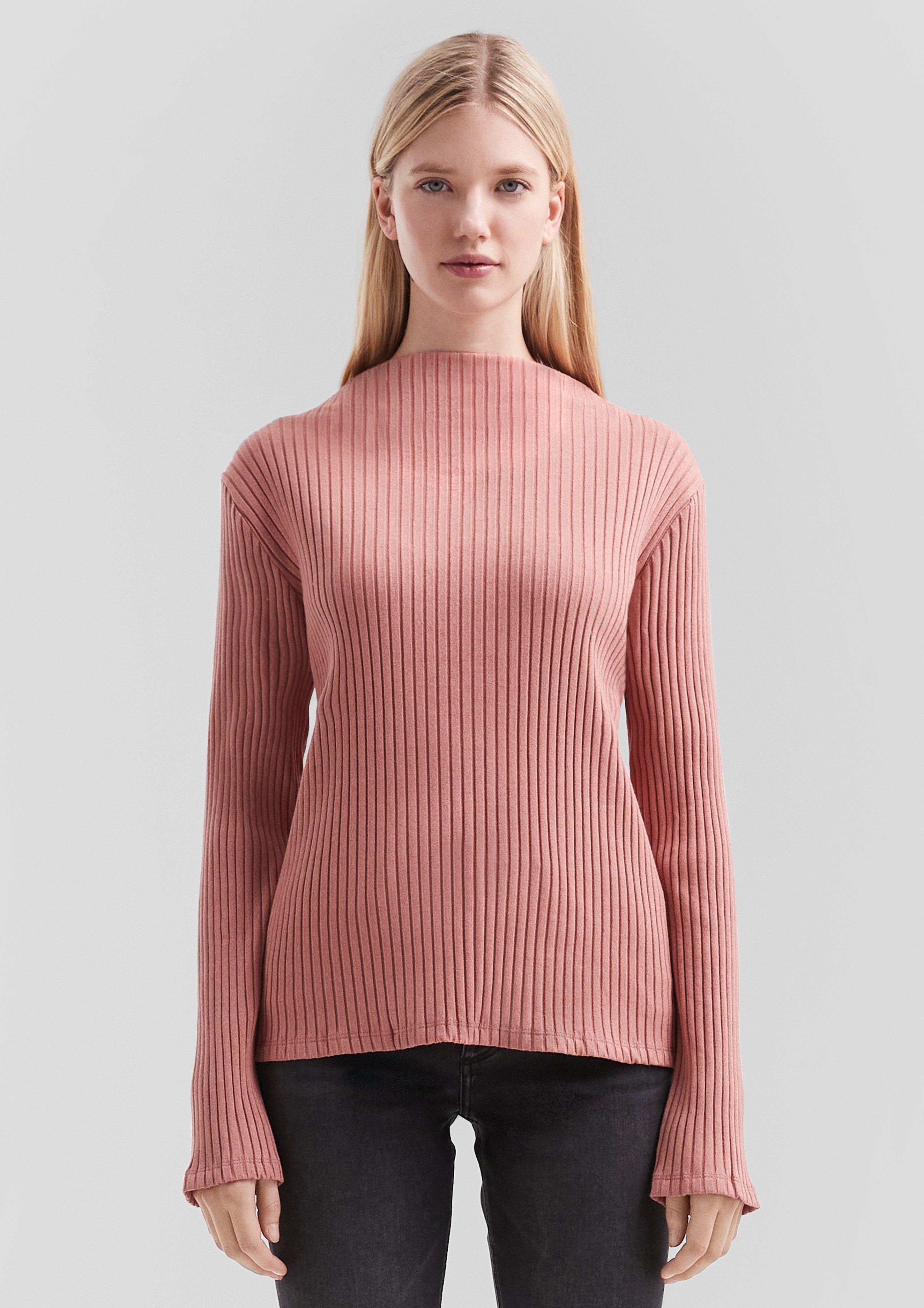 T-Shirt in 4418, 9999 & 0200