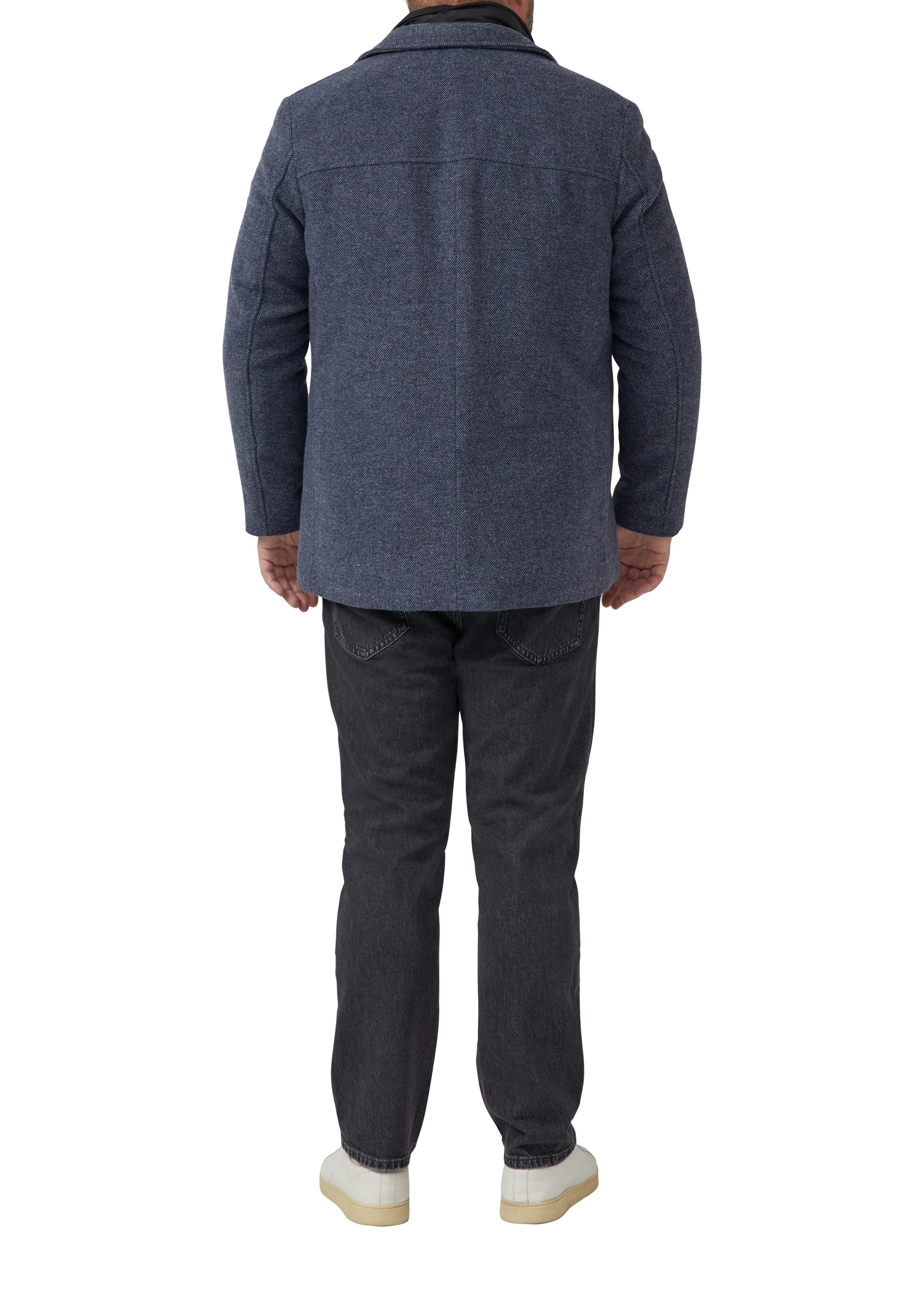 Thumbnail - Outdoor-Mantel