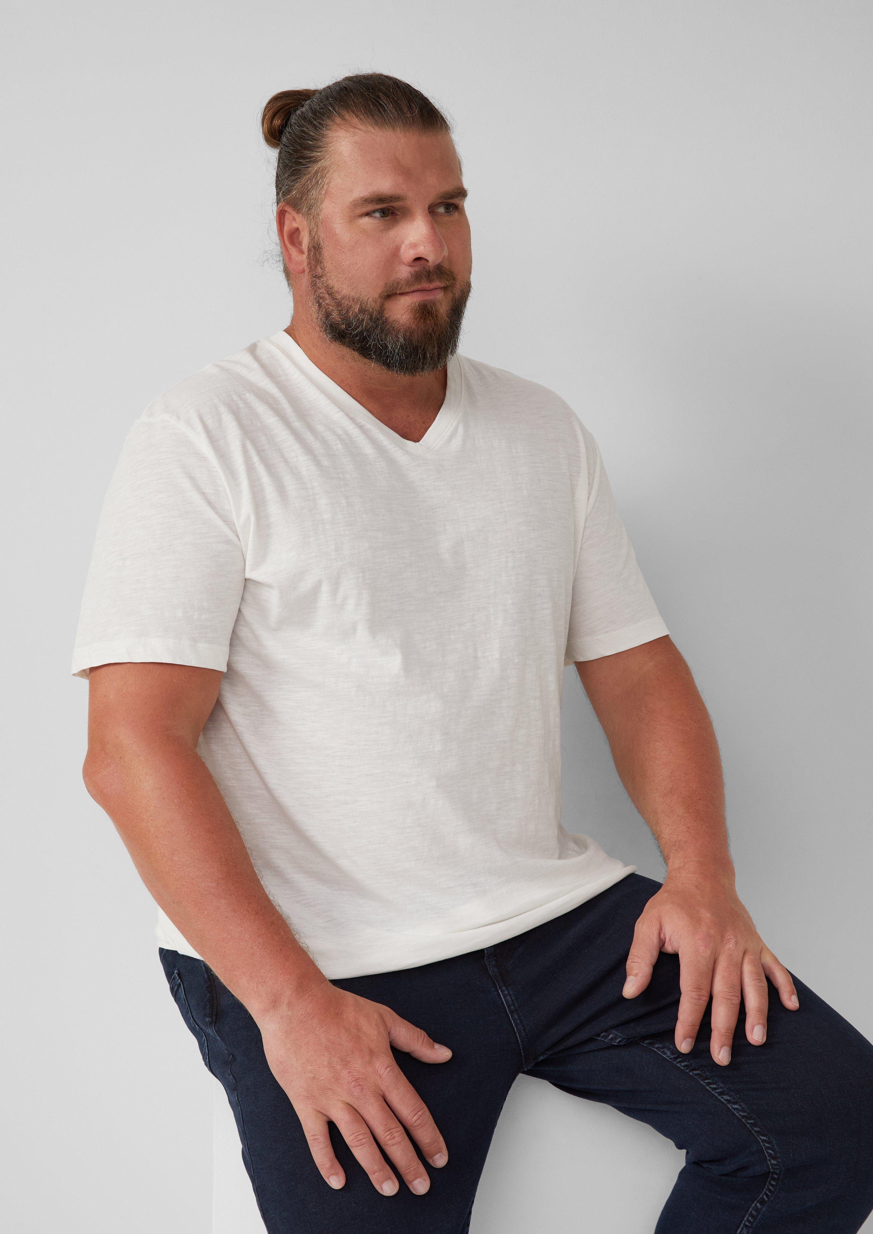 T-Shirt in 0120, 9573, 5527 & 7301