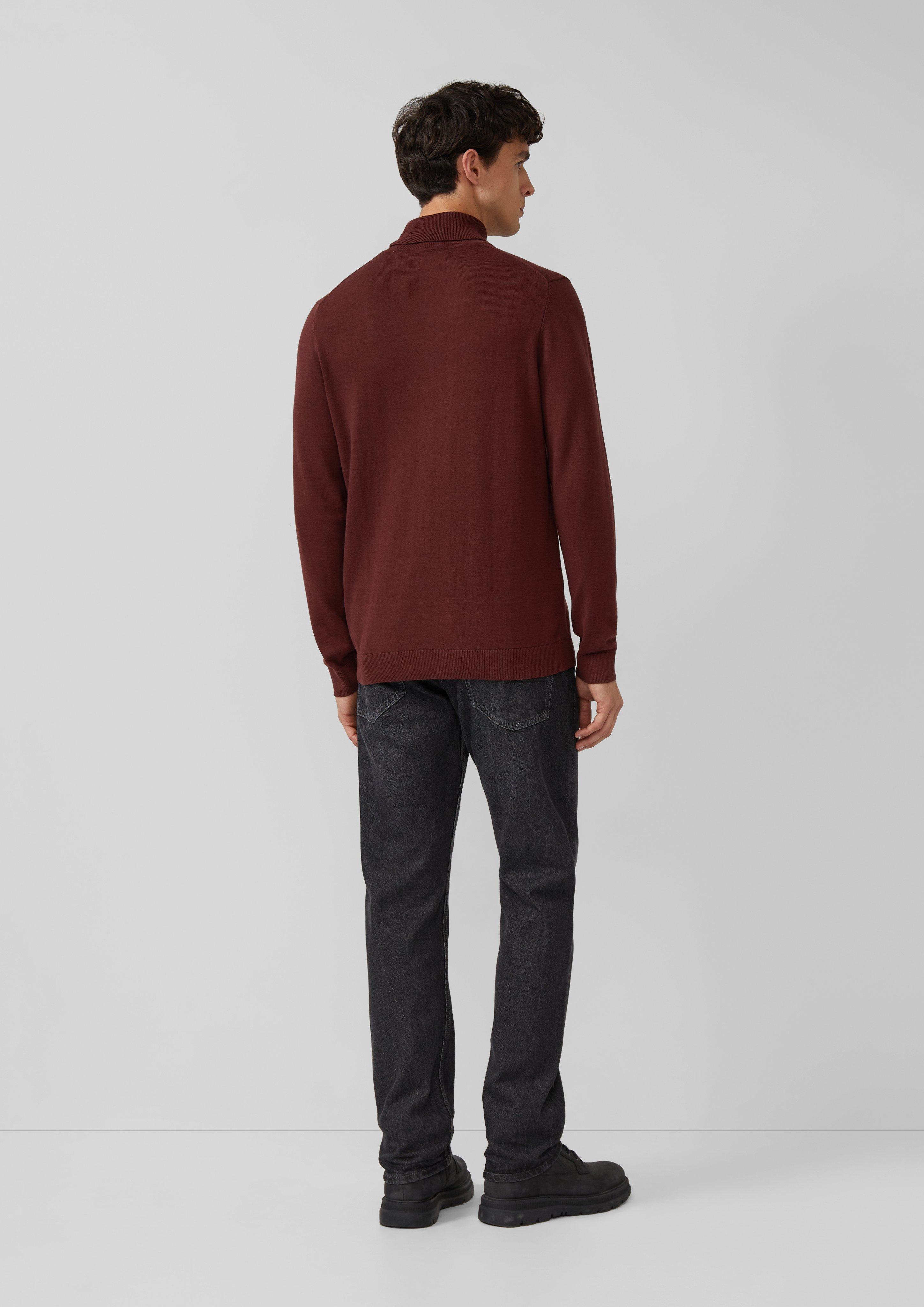 Pulovr in 3907, 0305, 9400, 9999 & 9898