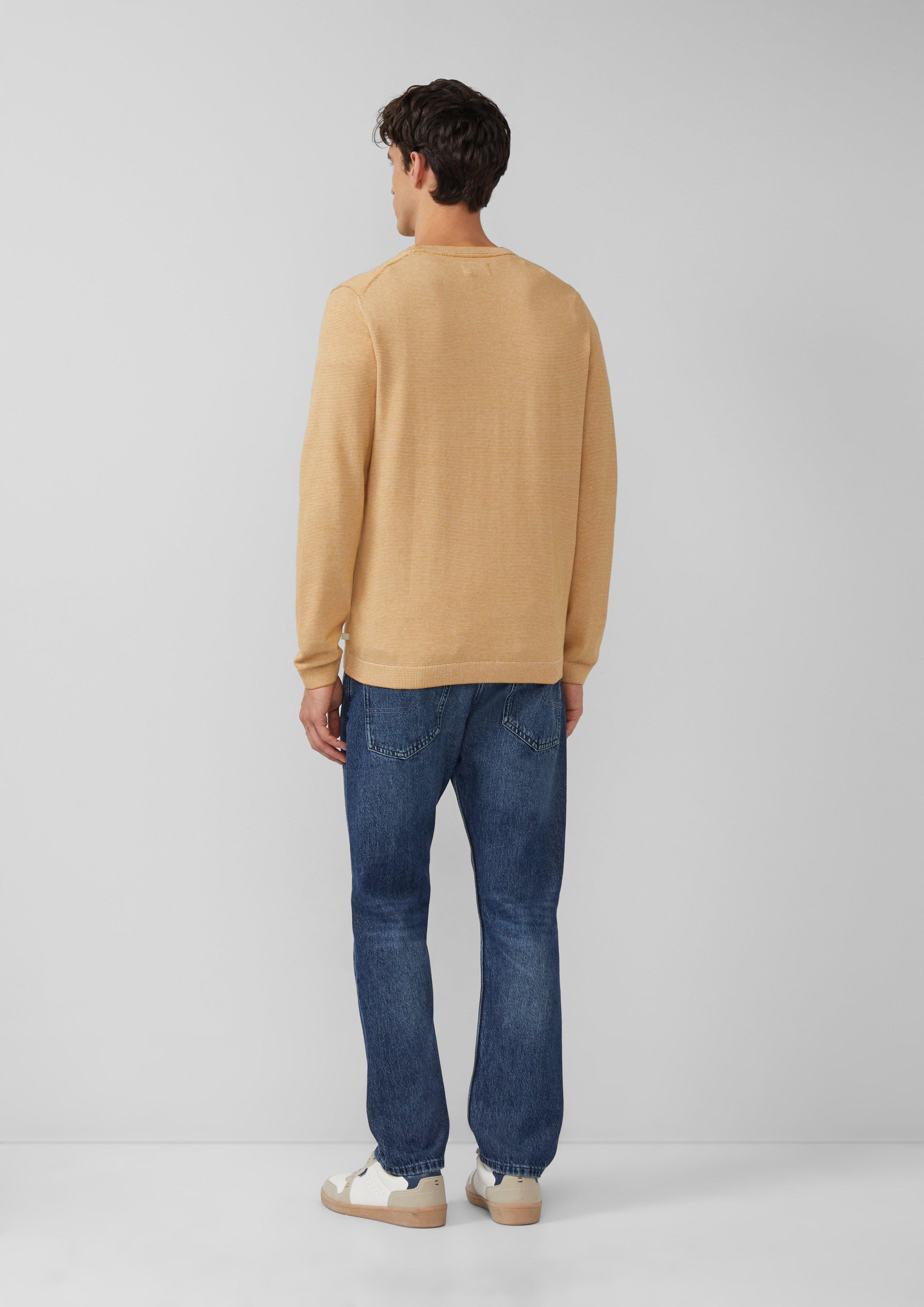 Pull en tricot in 16G1, 62G1, 99G1, 90G1, 79G1 & 58G1