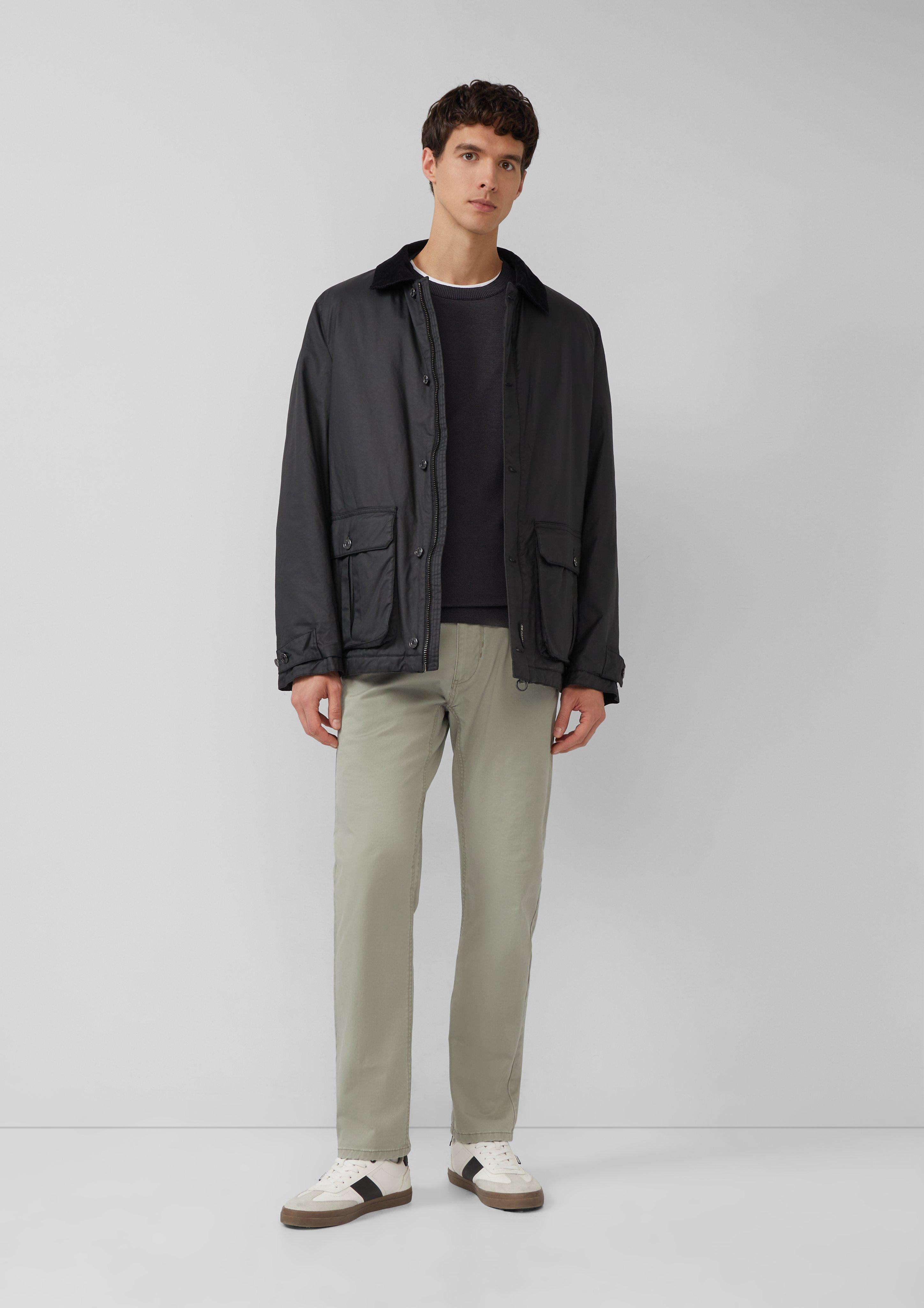 Knitted pullover in 99G1, 62G1, 90G1, 79G1, 58G1 & 16G1