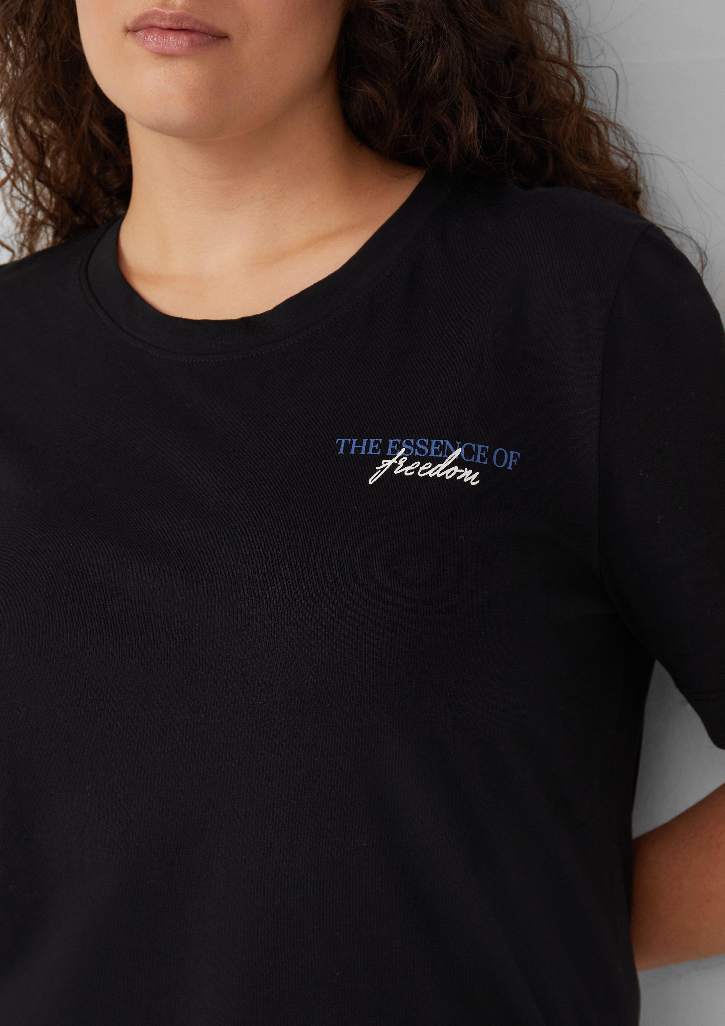 T-Shirt in 99D2 & 02D2