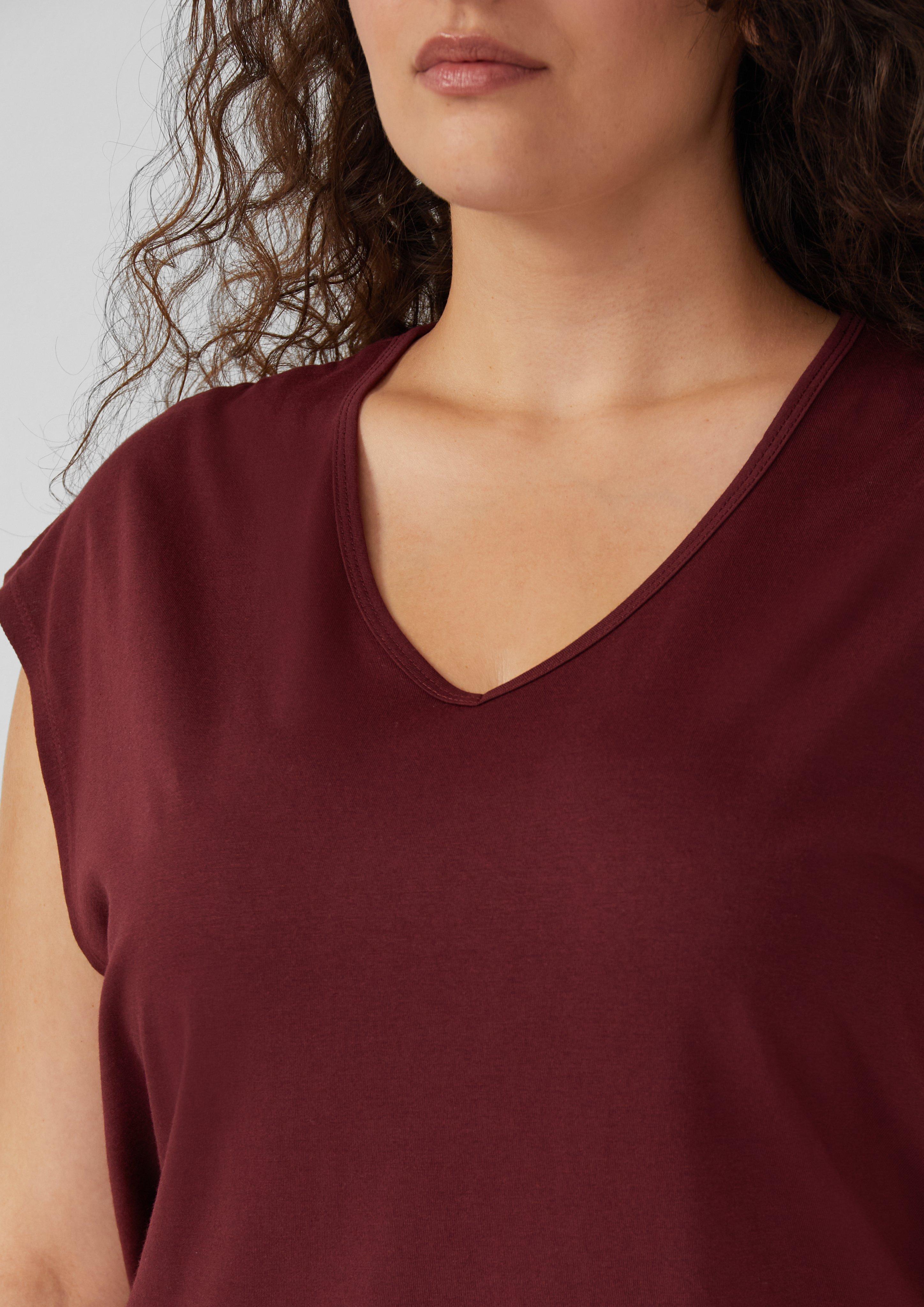 T-shirt in 3902, 5527 & 9999