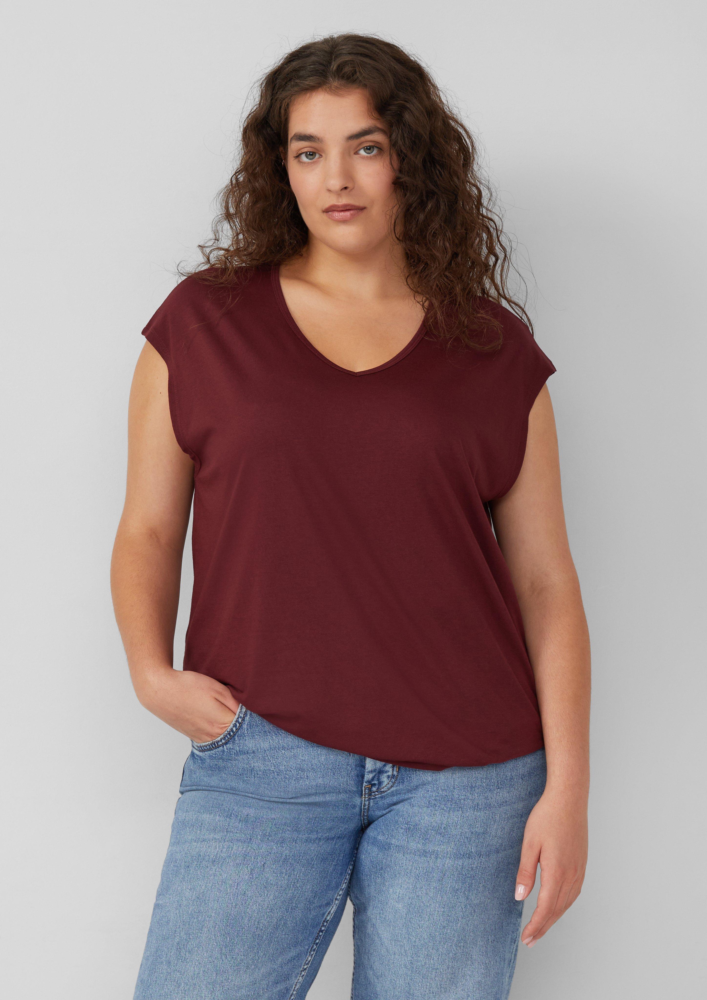 T-shirt in 3902, 5527 & 9999