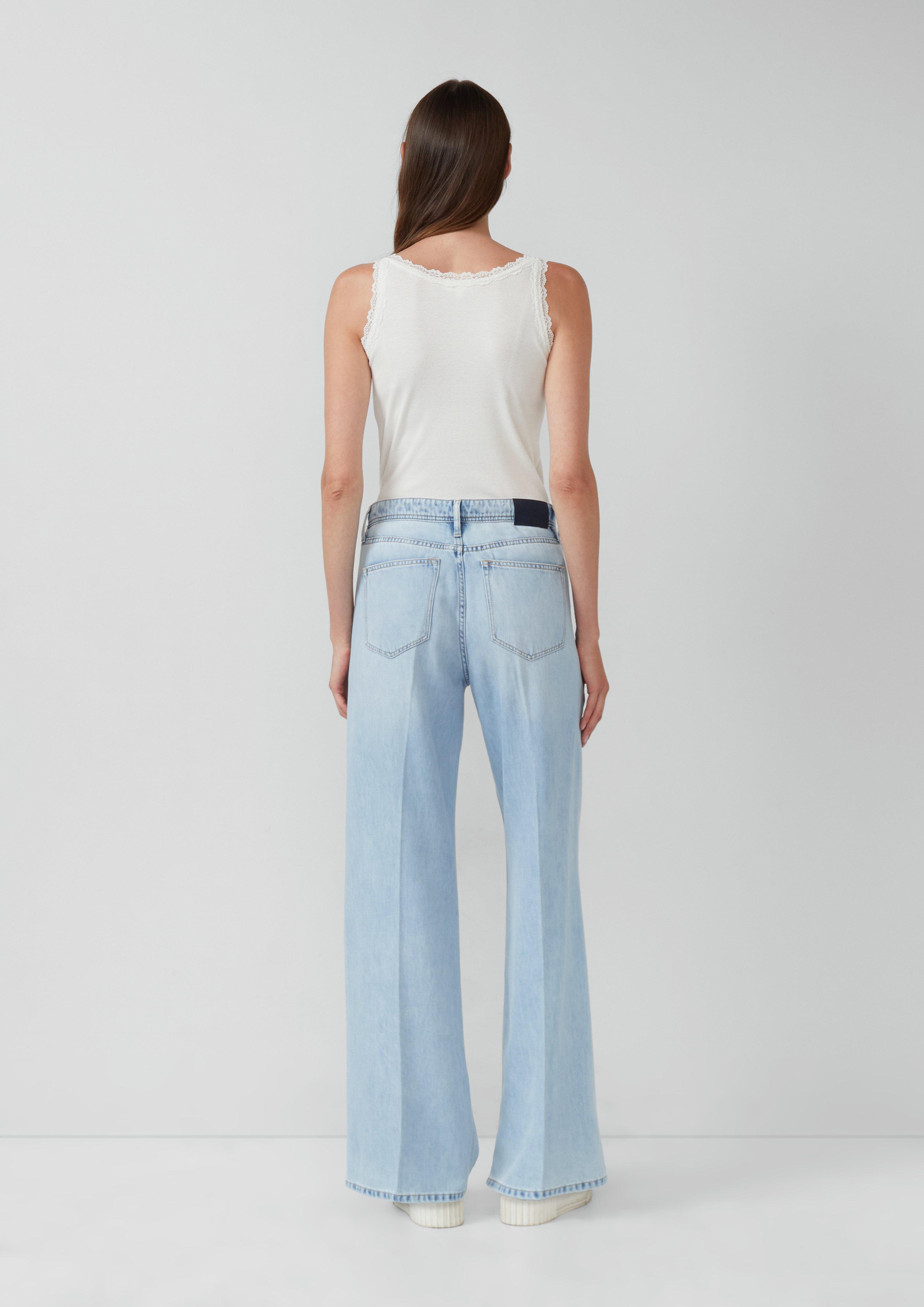 T-shirt in 0210, 9999 & 3902