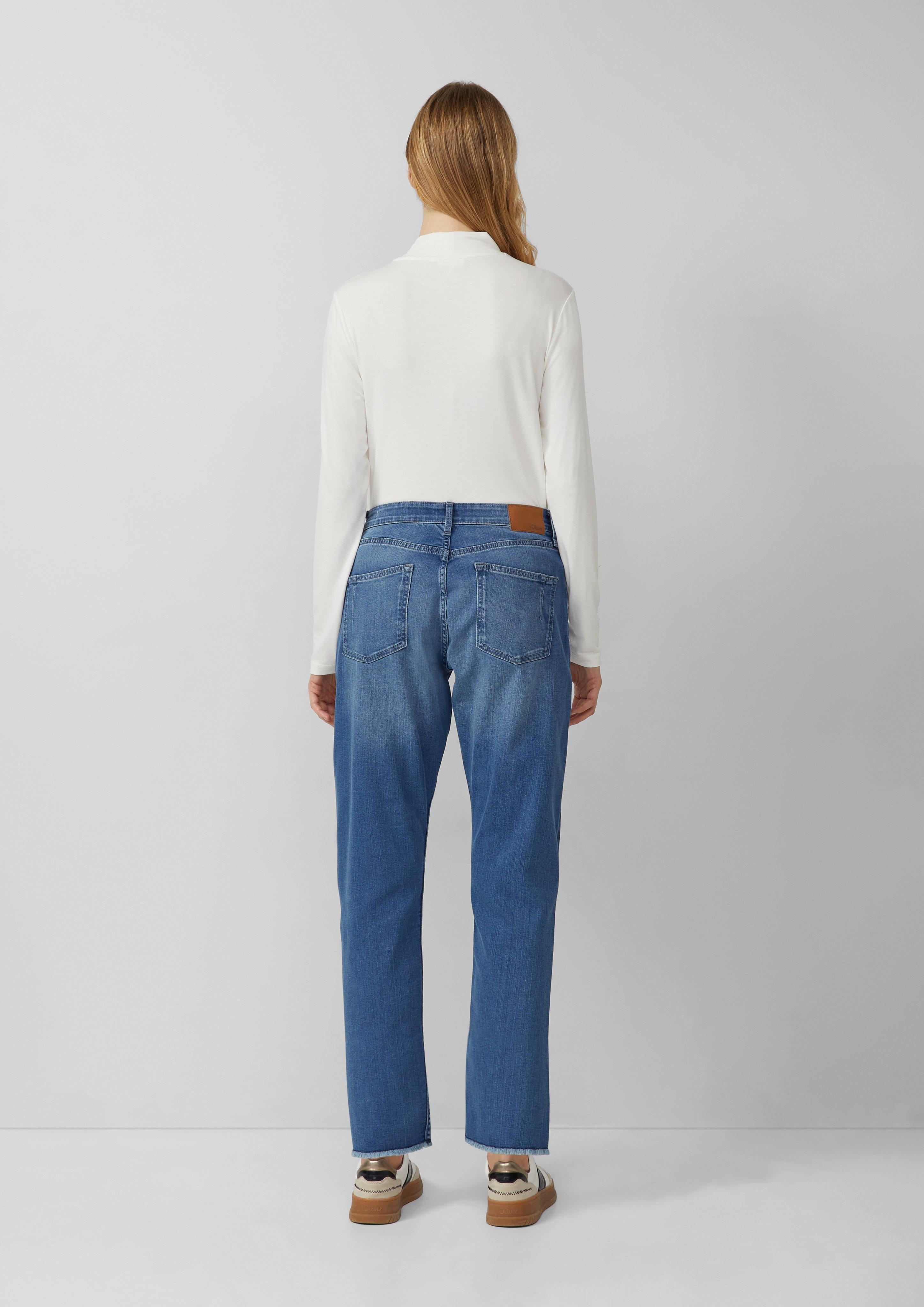 T-shirt in 0210, 3384, 98A2 & 9999