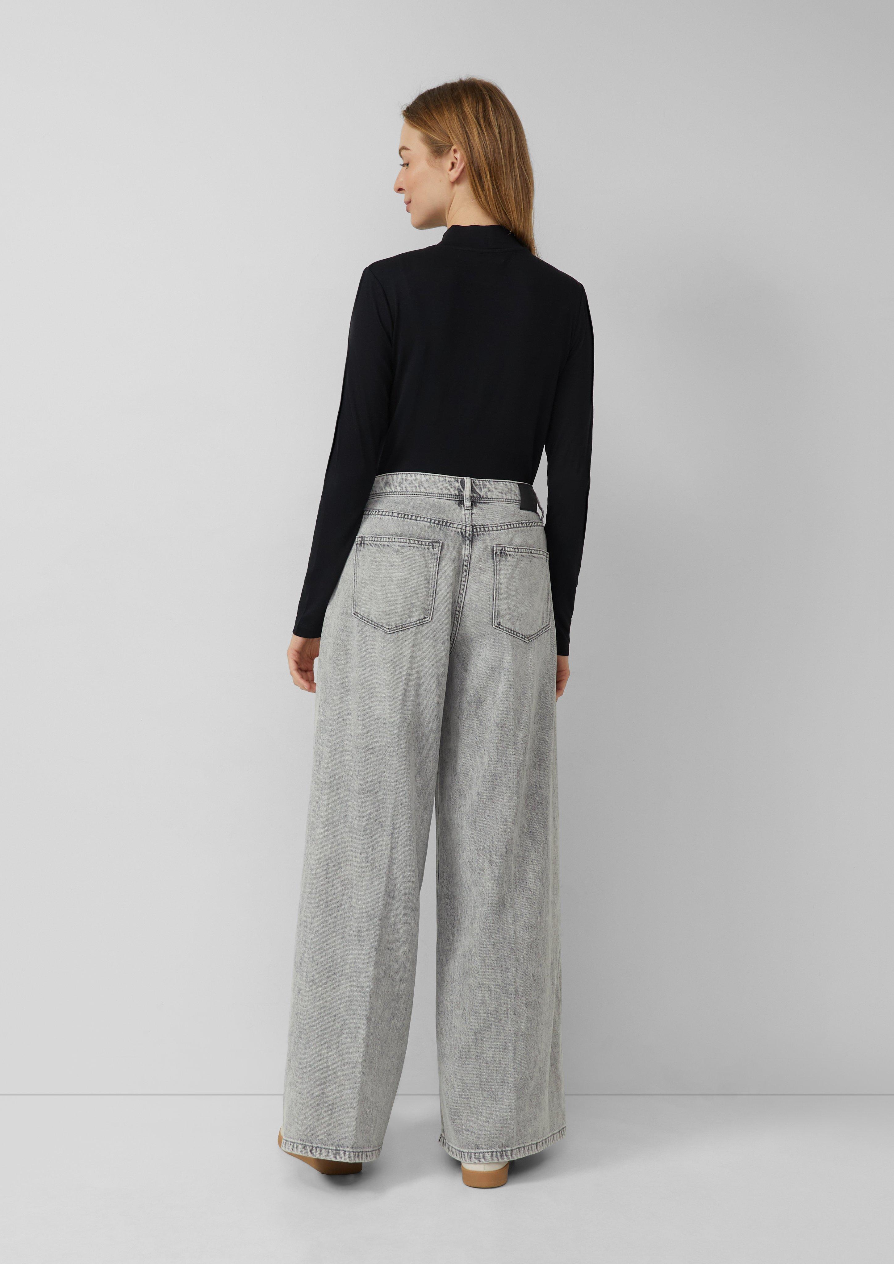 T-shirt in 9999, 3384, 98A2 & 0210