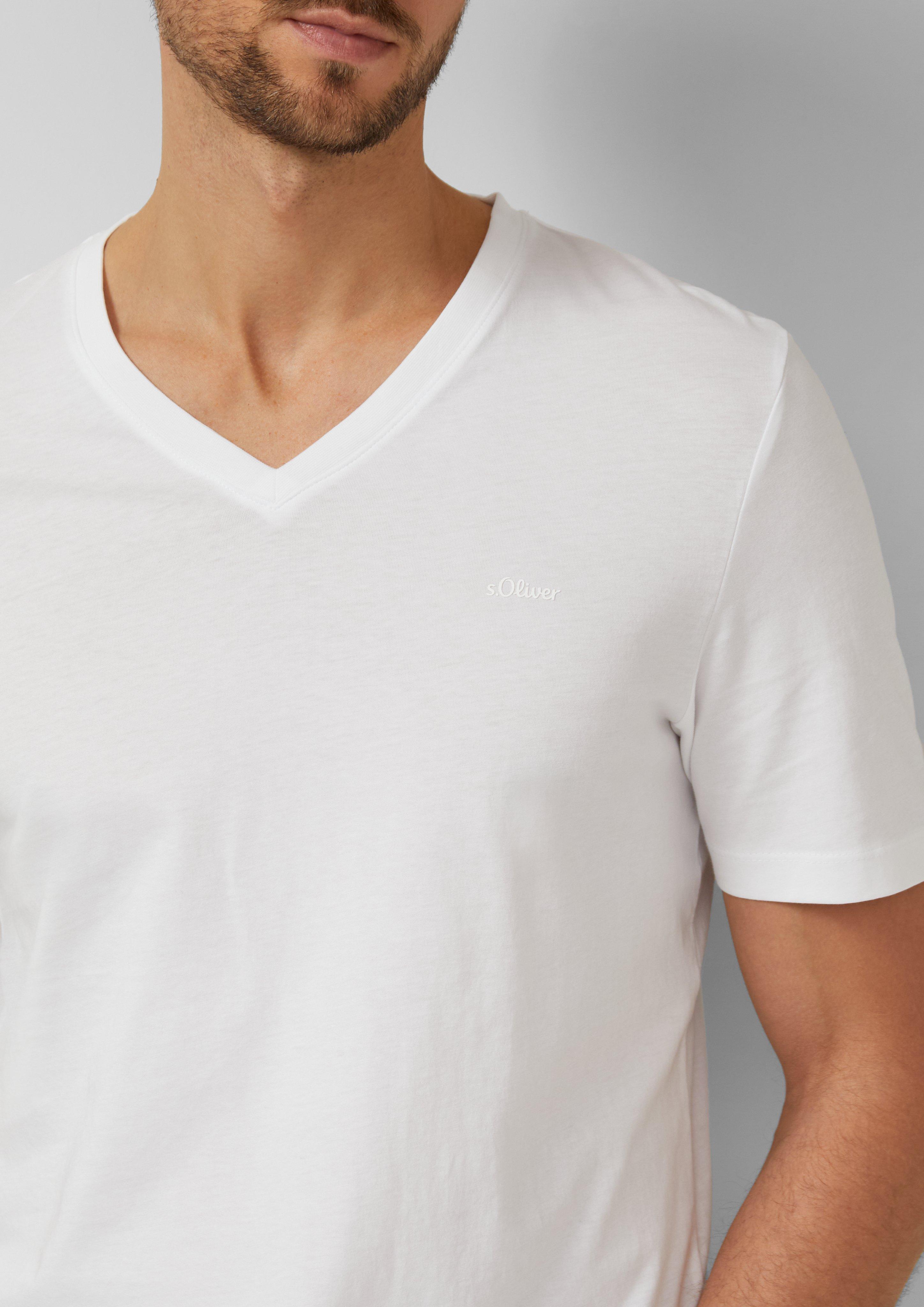 T-shirt in 0100, 5978, 9999, 1622, 7983 & 6244