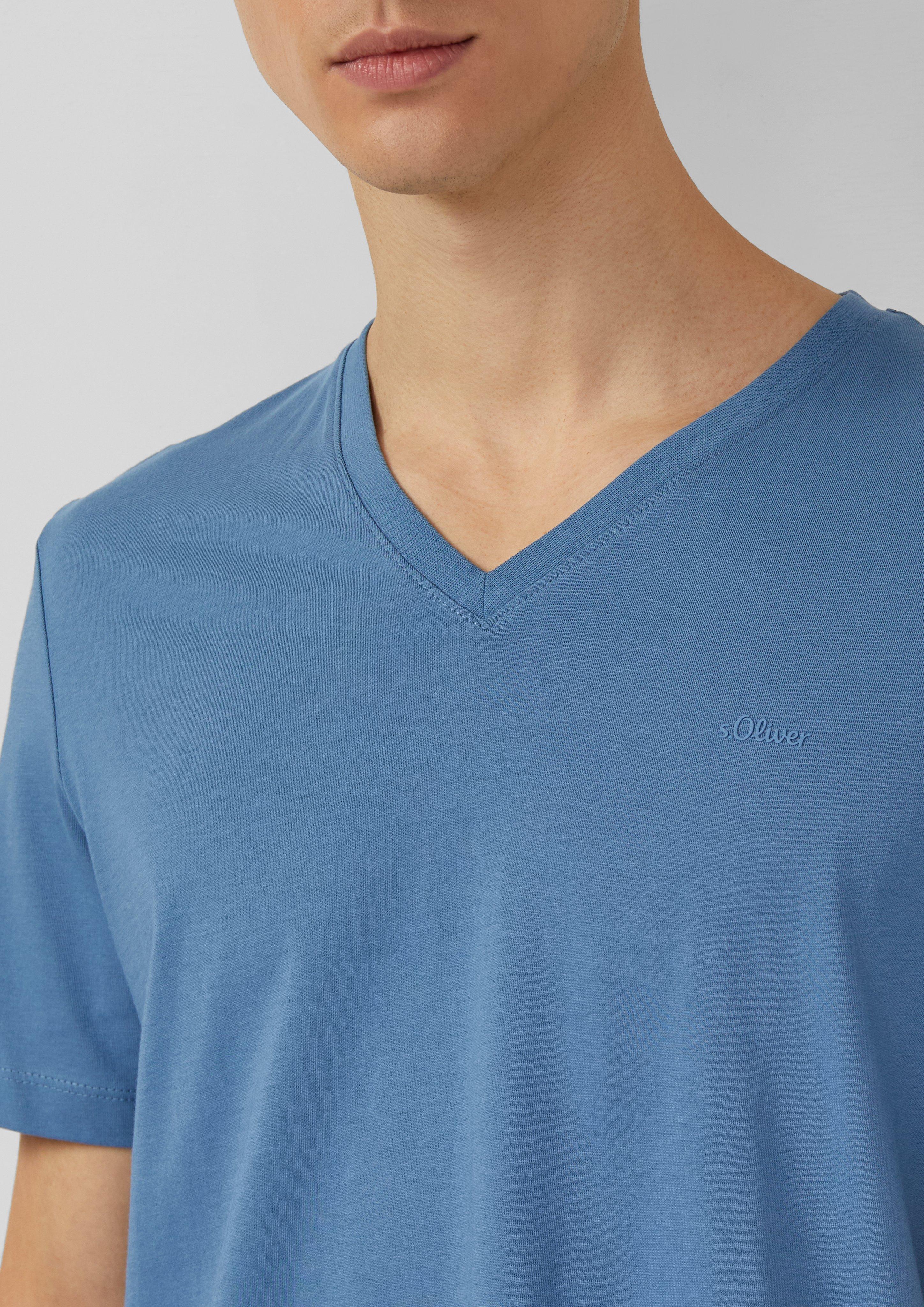 T-shirt in 6244, 0100, 5978, 9999, 1622 & 7983