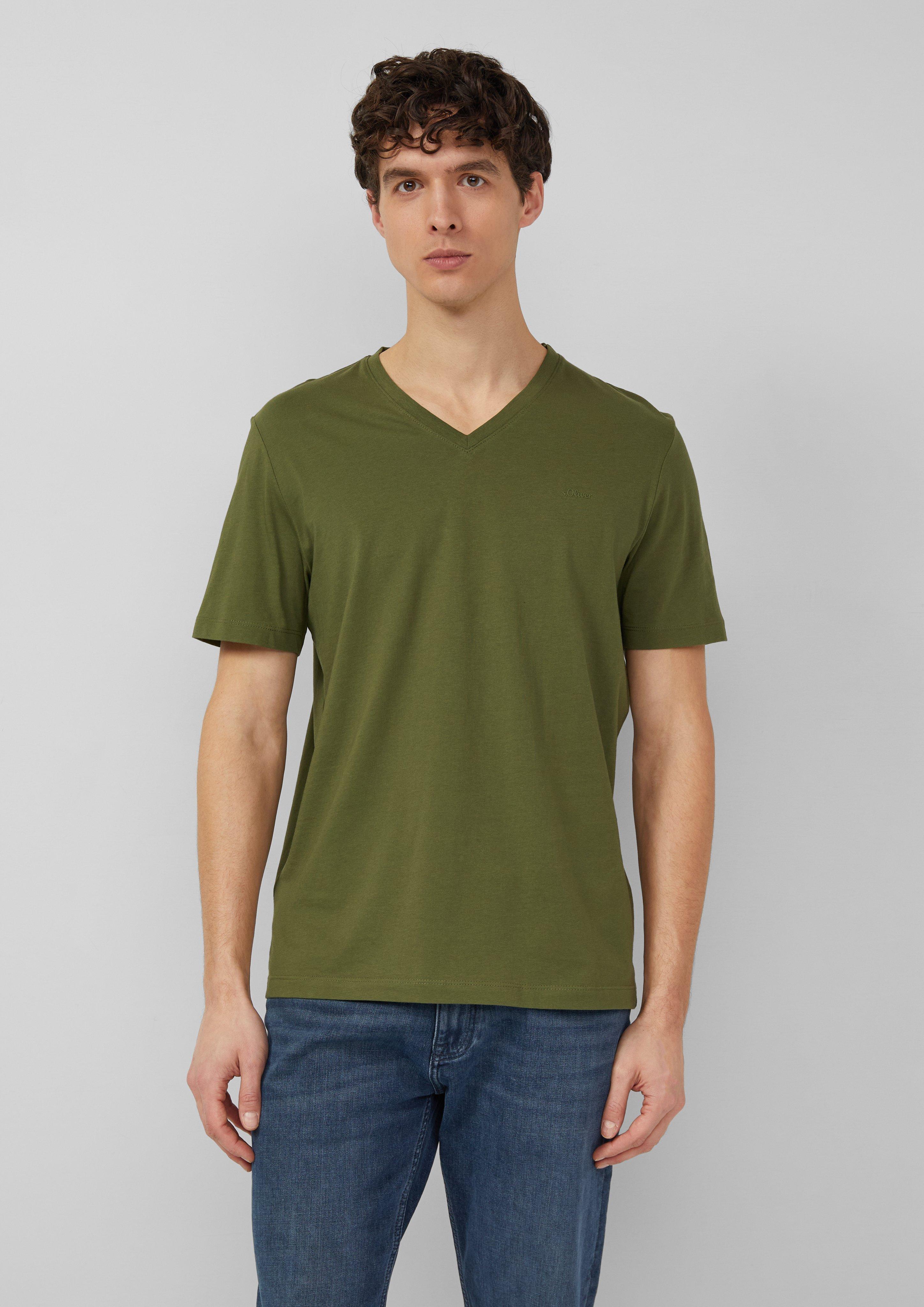 T-shirt in 7983, 0100, 5978, 9999, 1622 & 6244