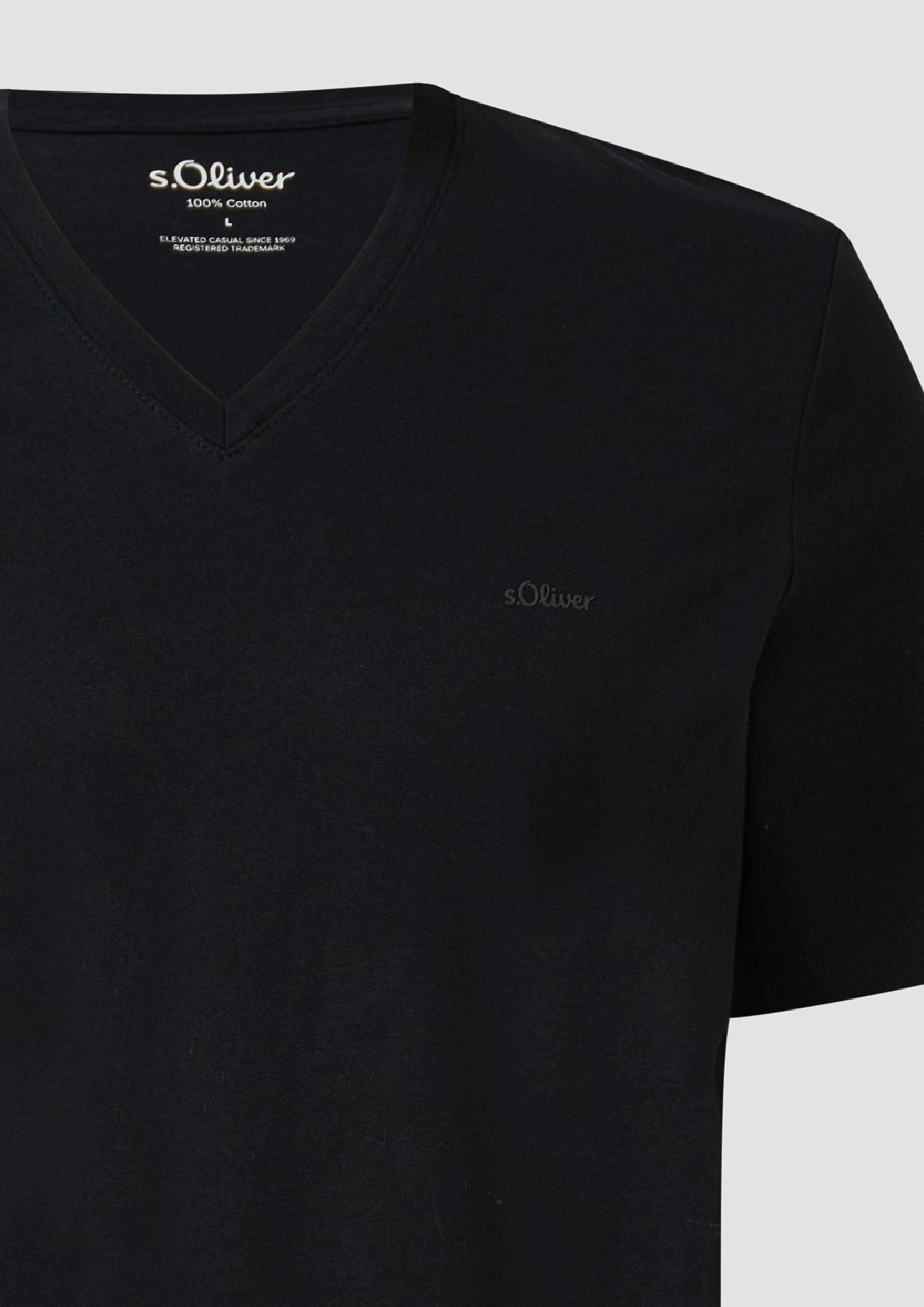 T-shirt in 9999, 0100, 5978, 1622, 7983 & 6244