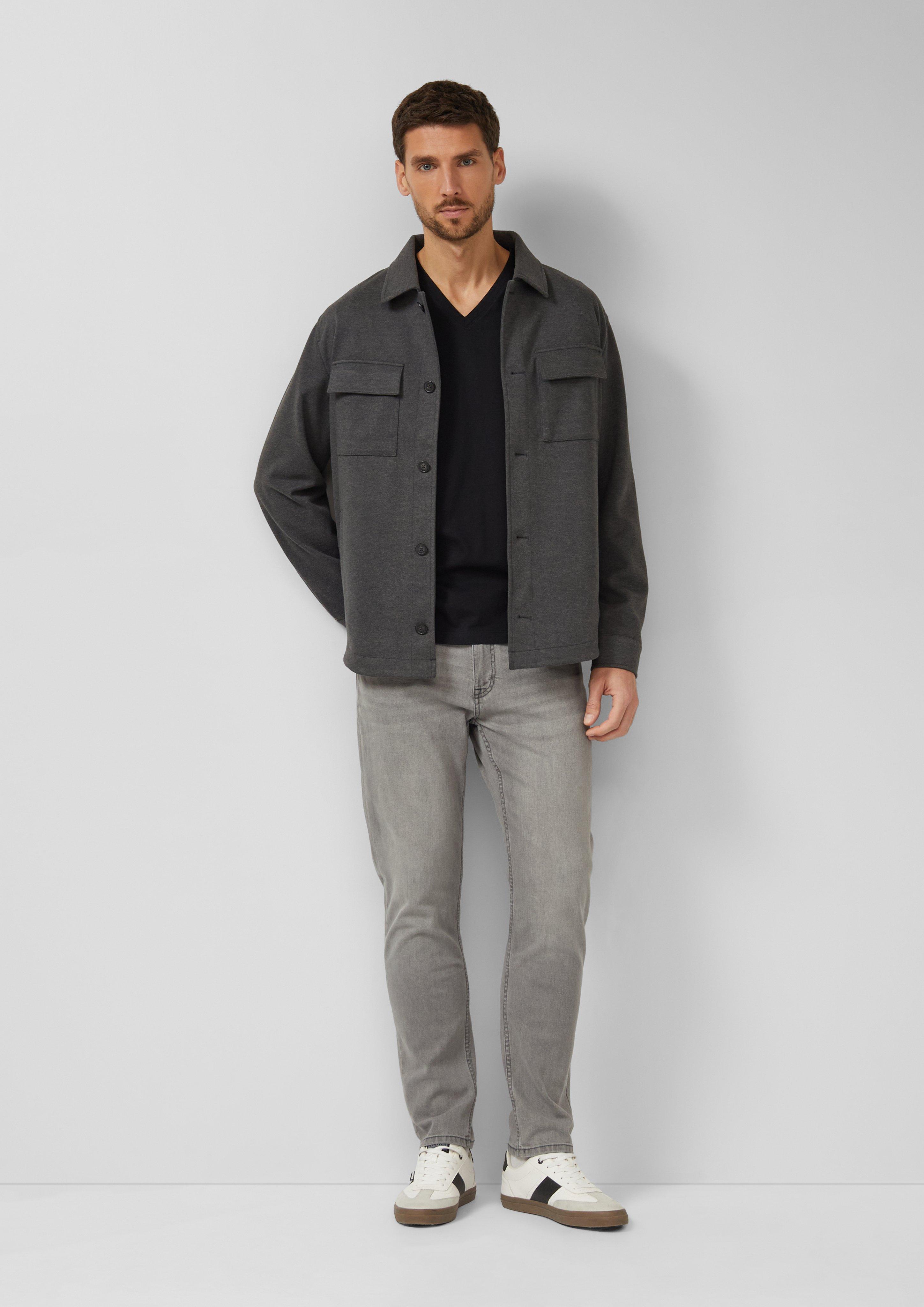 T-shirt in 9999, 0100, 5978, 1622, 7983 & 6244