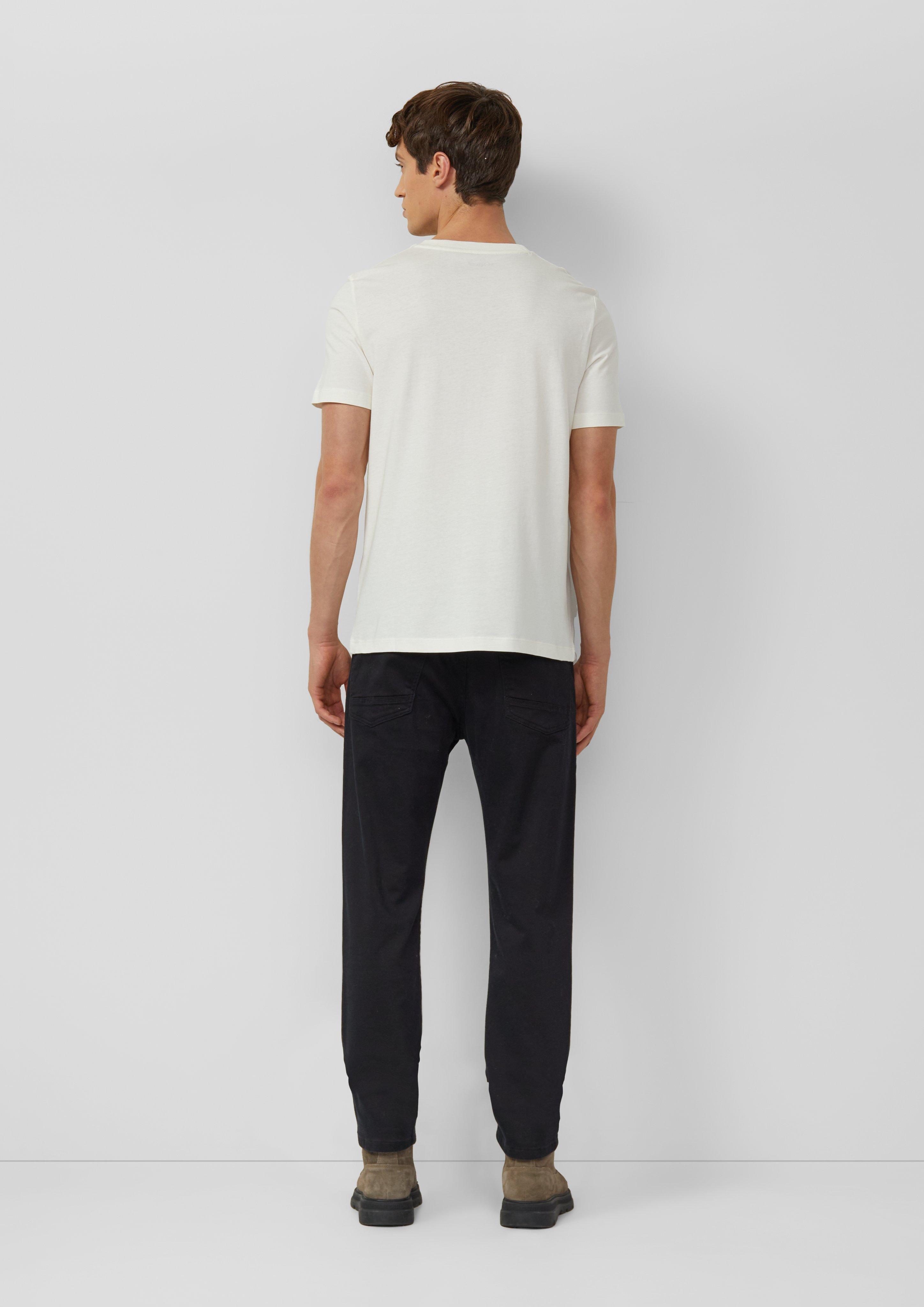 T-shirt in 01D2, 62D2, 62D1, 16D1, 58D1, 79D1, 79D2 & 58D2