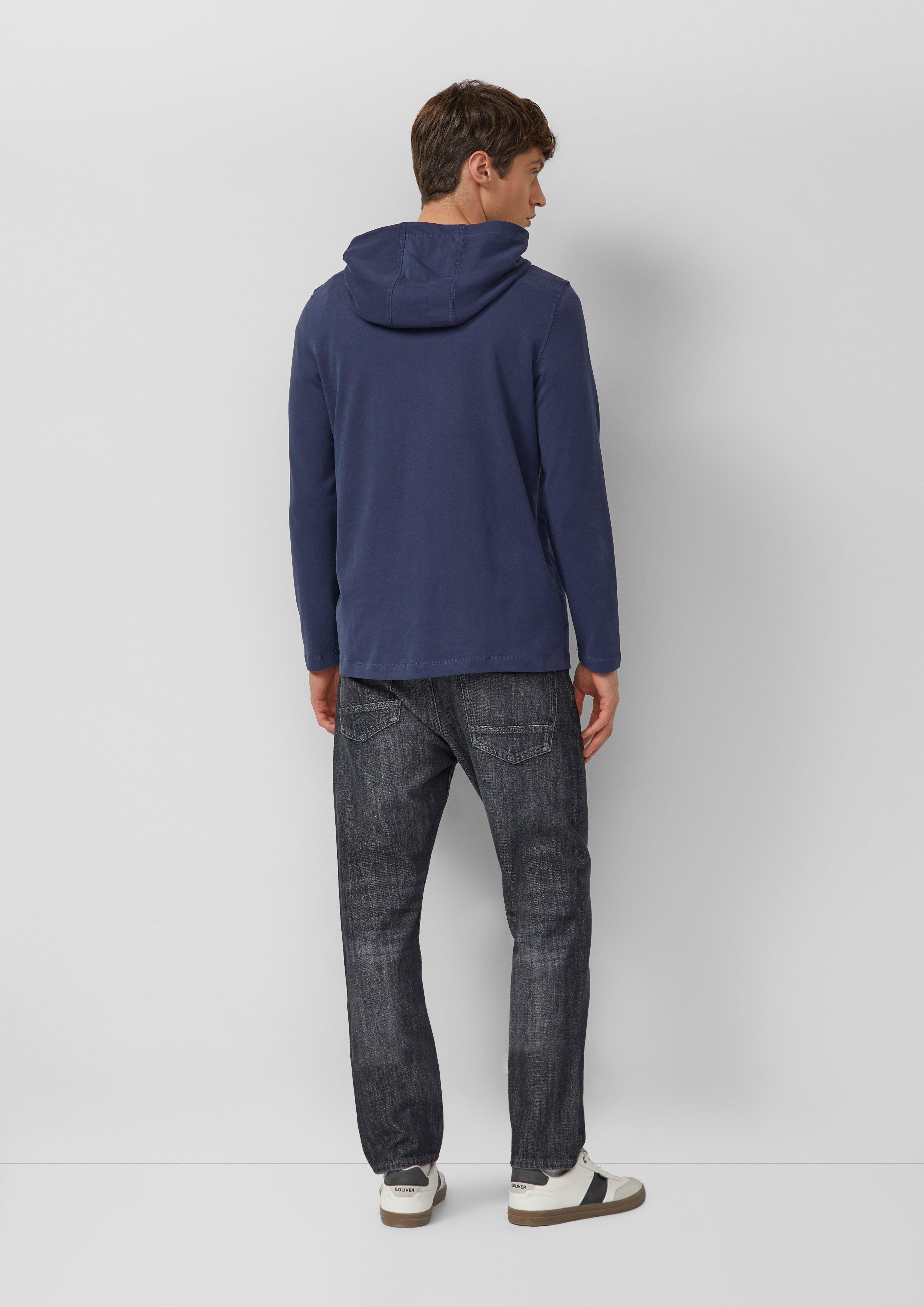 T-shirt in 5826, 7983 & 6244