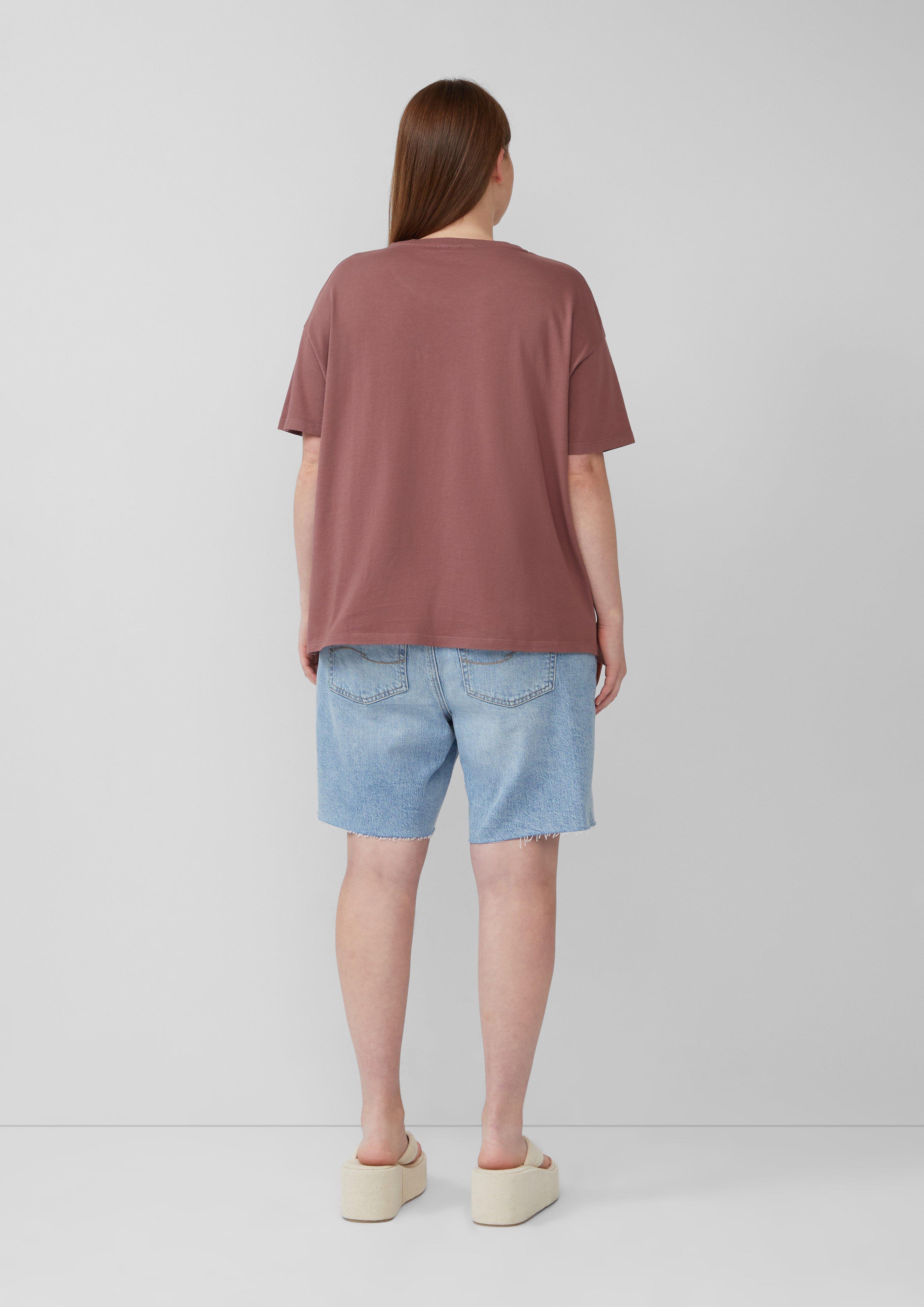 T-shirt in 44D1, 81D2 & 02D0