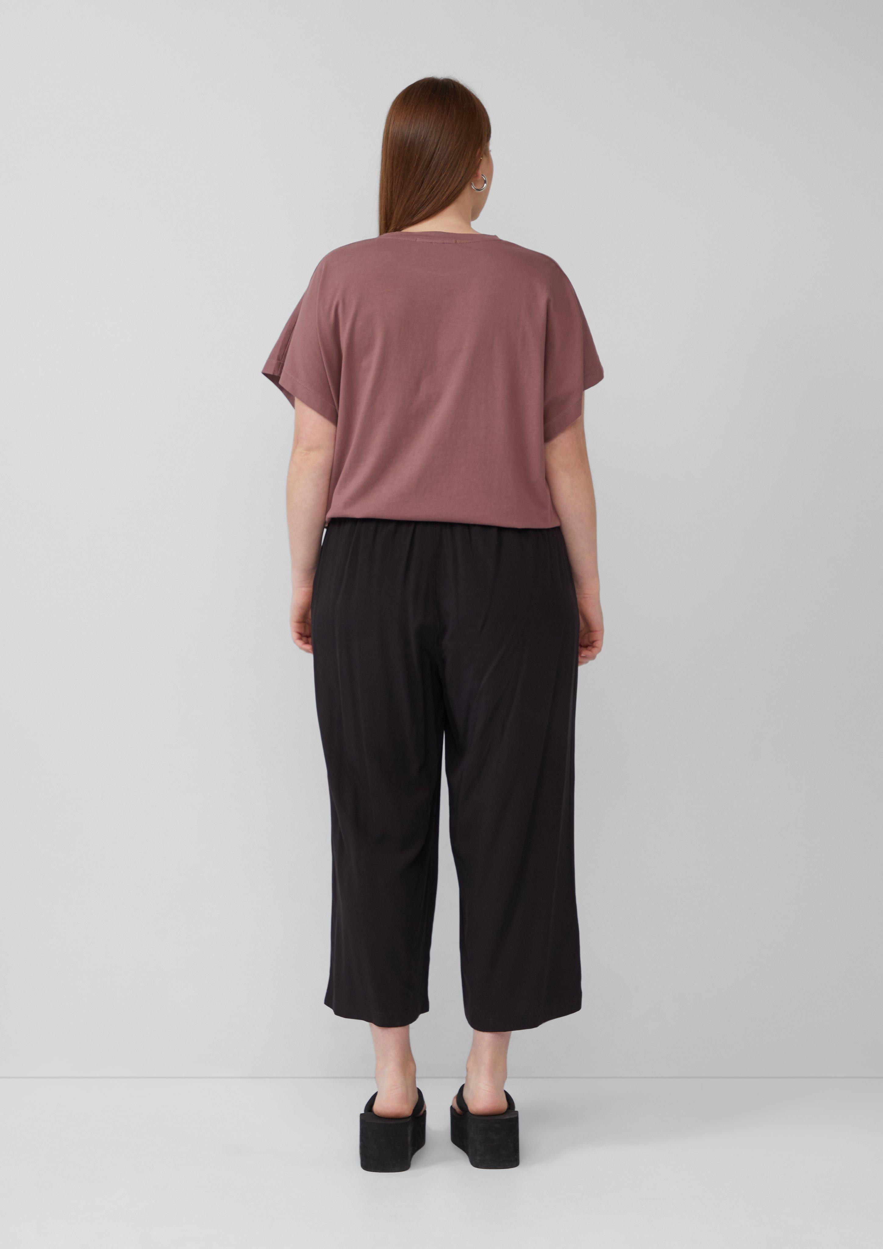 T-Shirt in 4438 & 9999