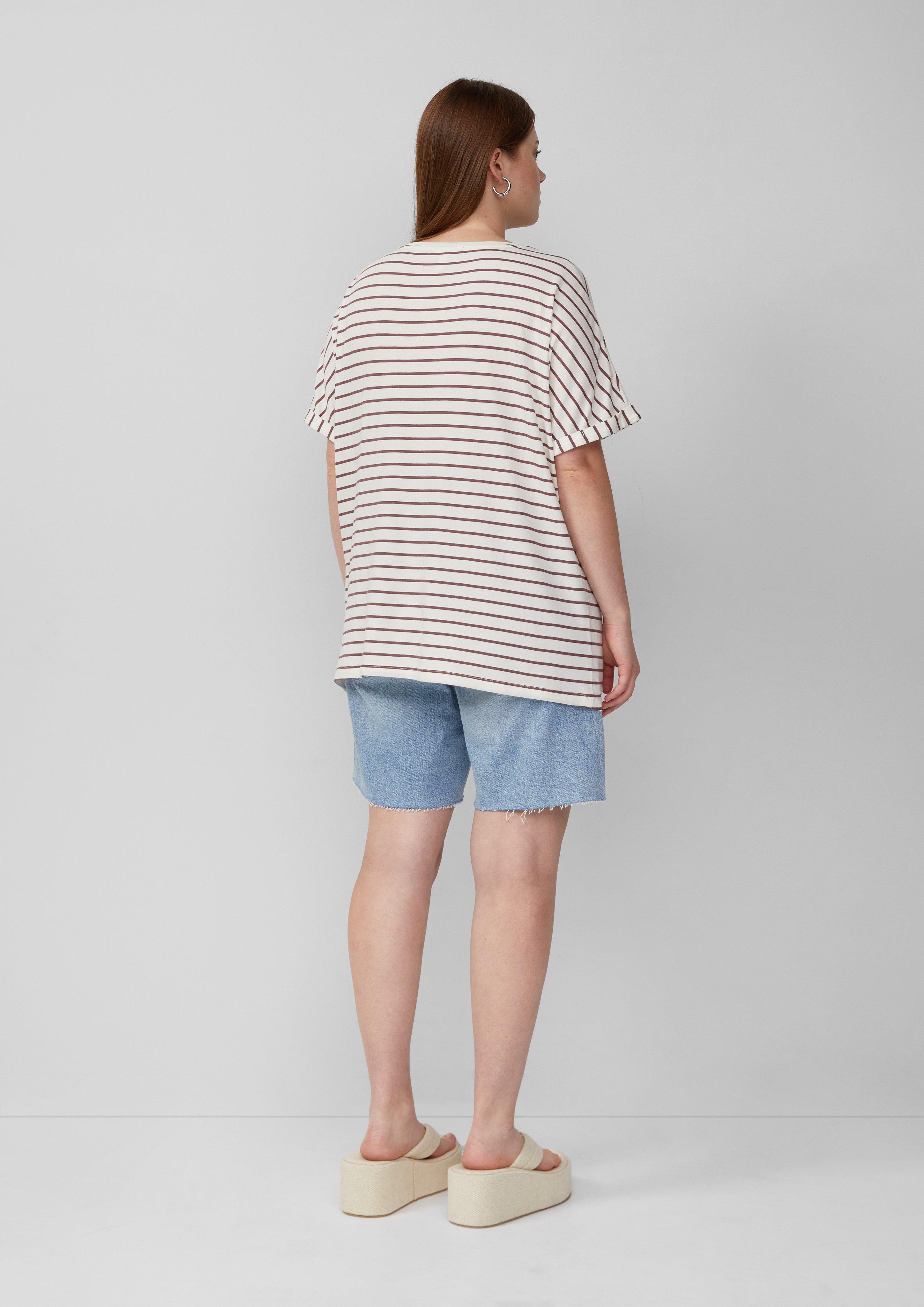 T-shirt in 44G0 & 99G0