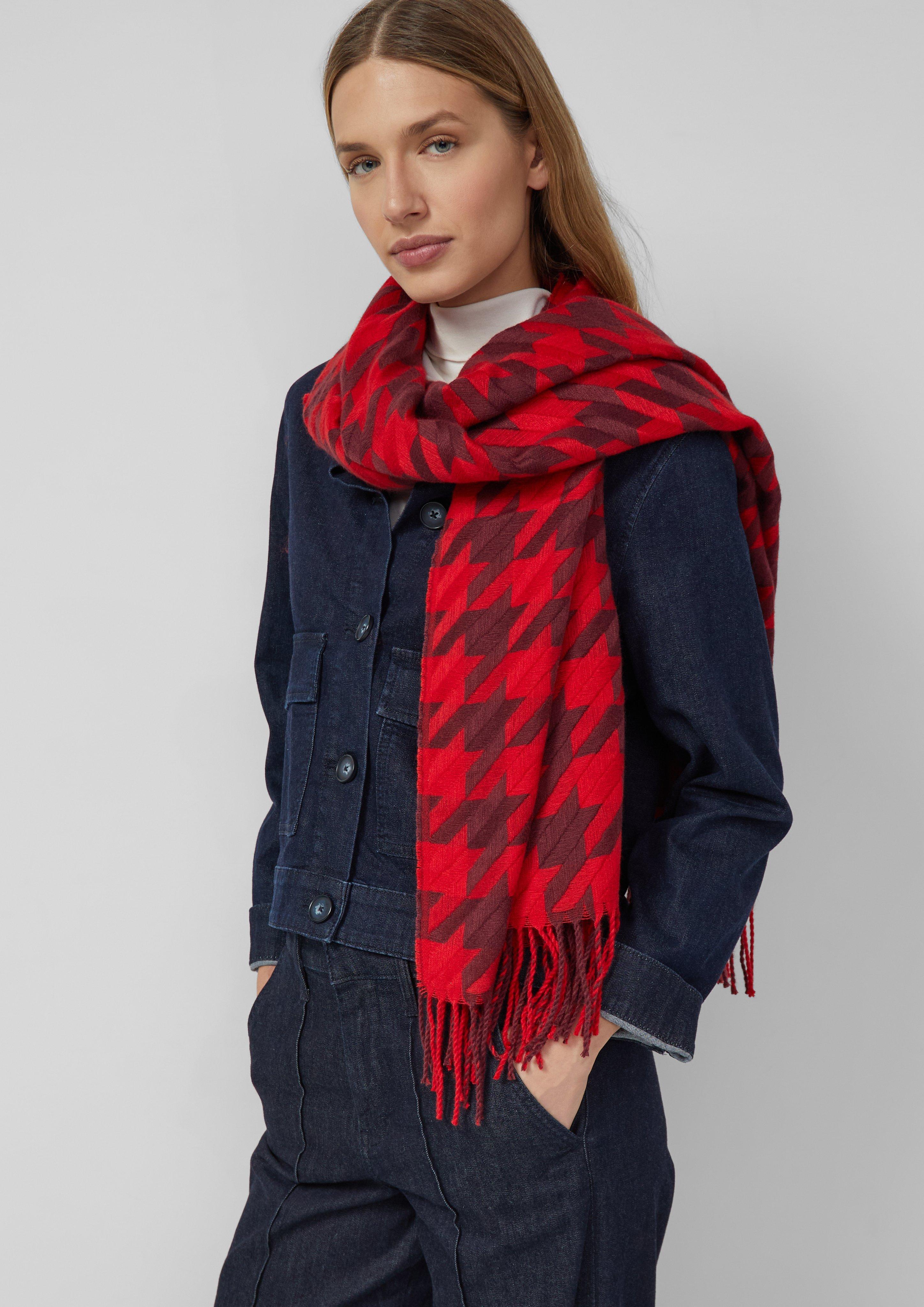 Šátek in 33N9 & 99N9