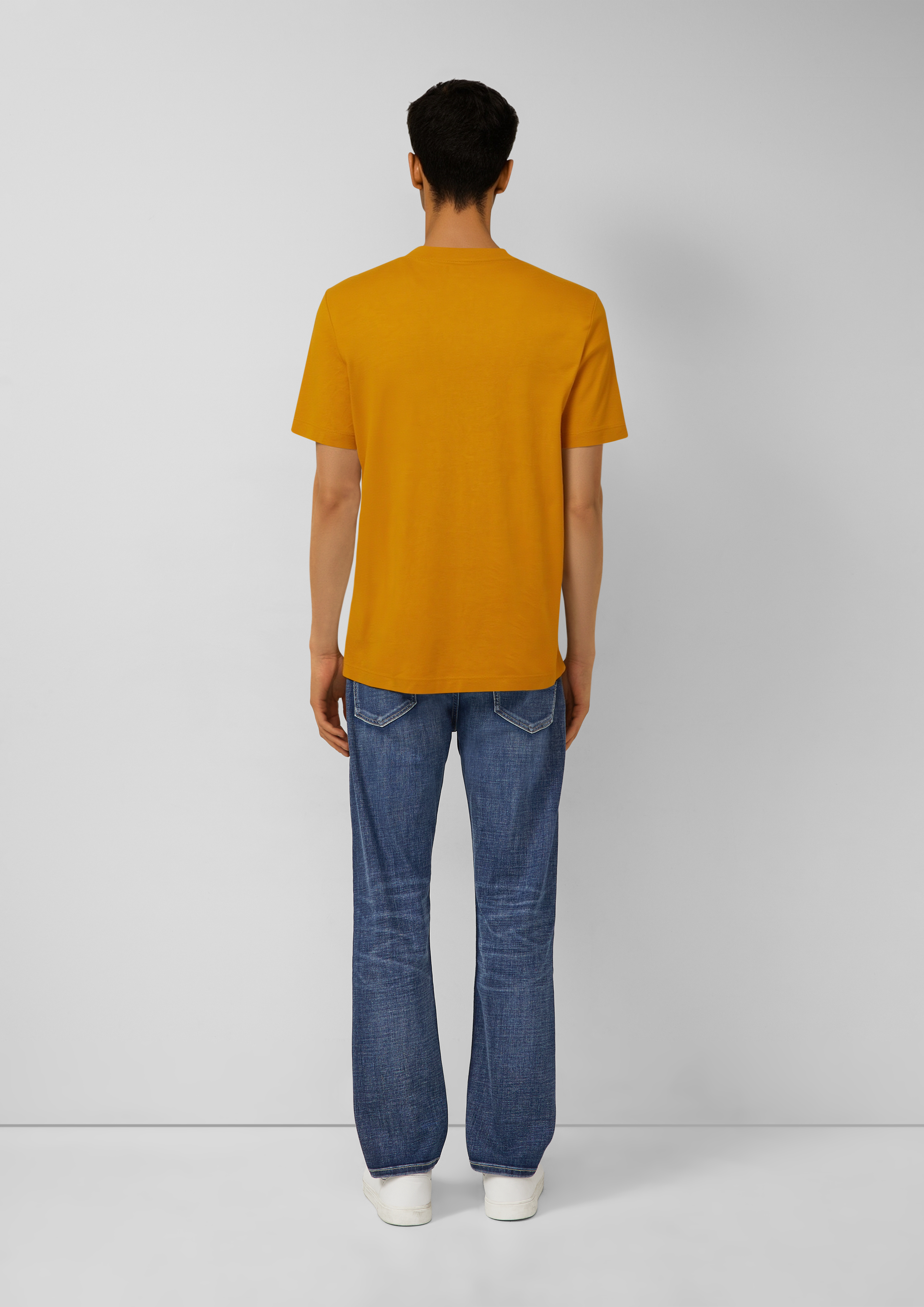 T-shirt in 1622, 3907, 8623, 9576 & 5007