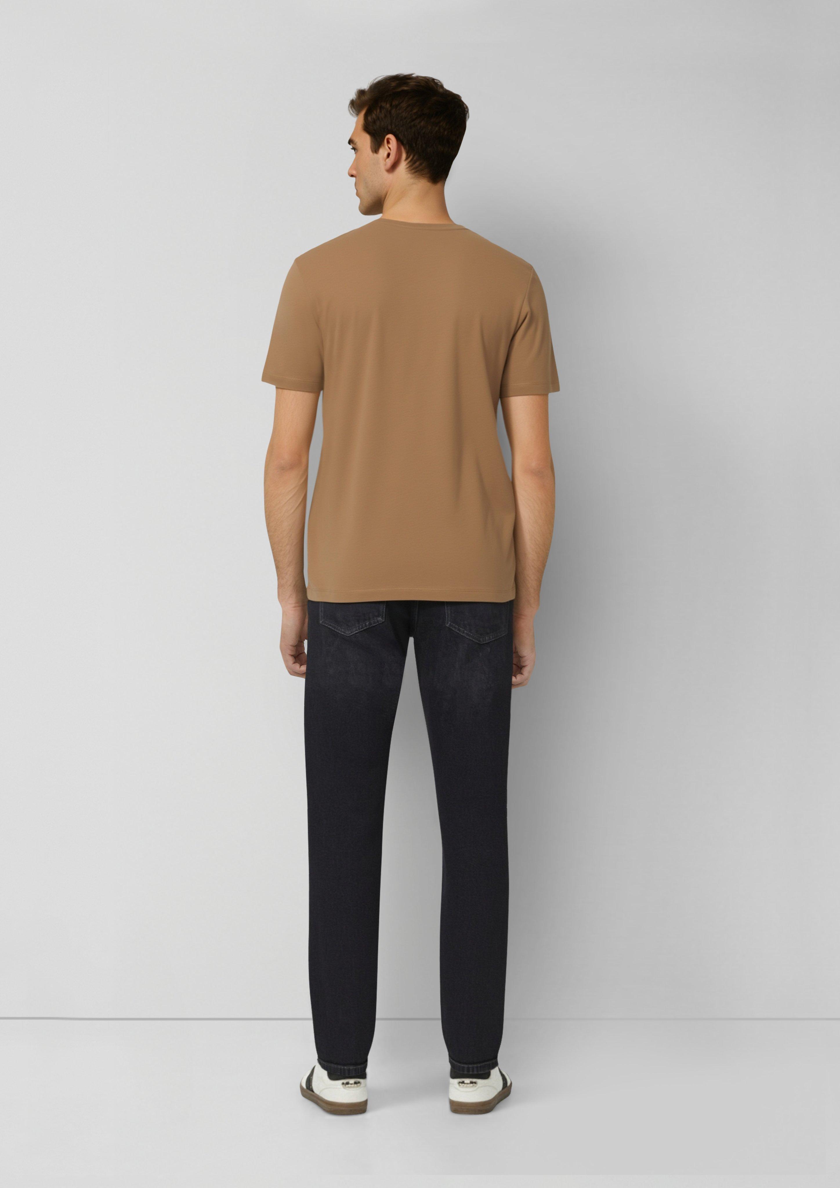 T-shirt in 86D2, 99D1, 99D2, 16D1, 01D2, 16D2, 01D1 & 39D1