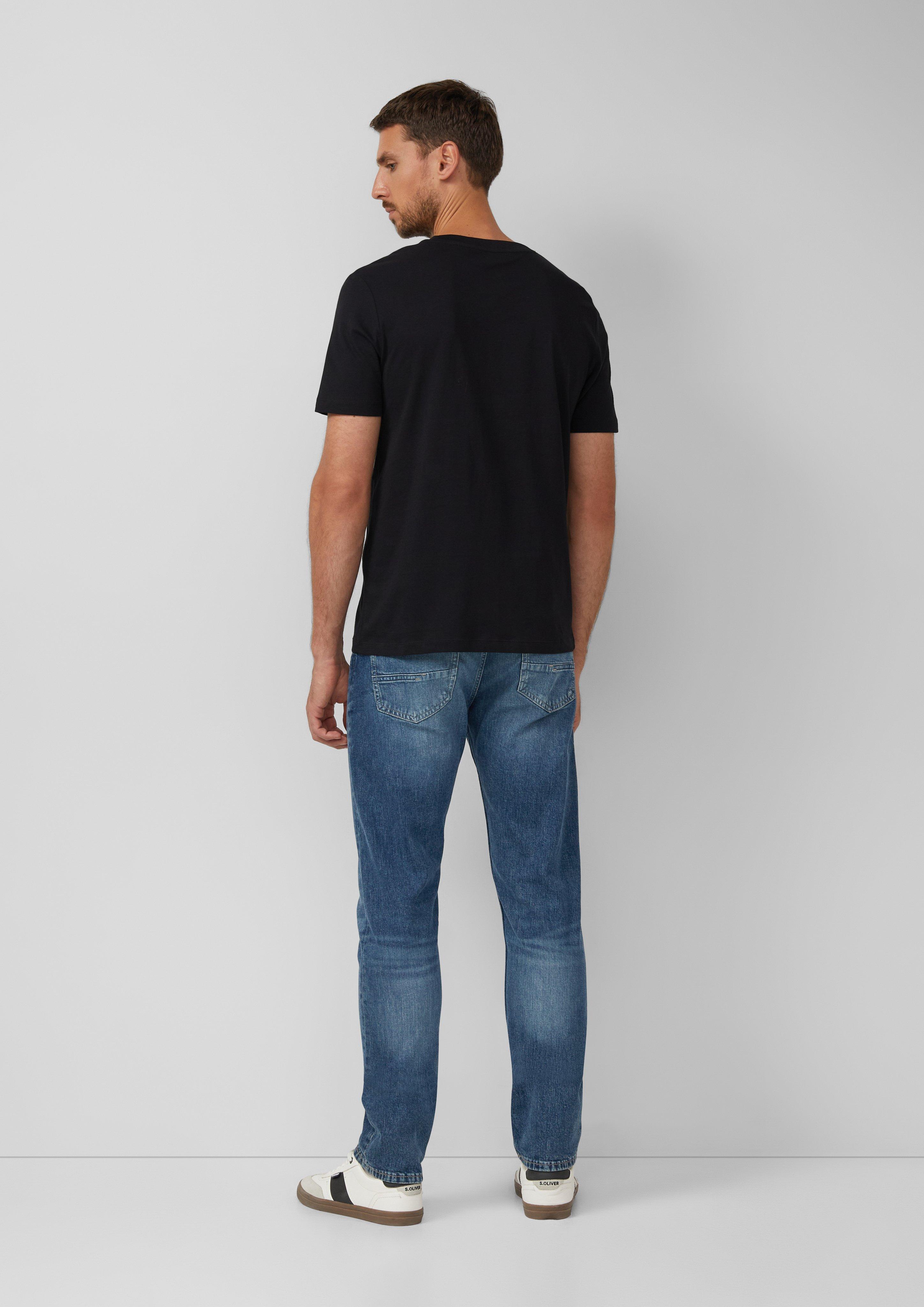 T-shirt in 99D1, 86D2, 99D2, 16D1, 01D2, 16D2, 01D1 & 39D1