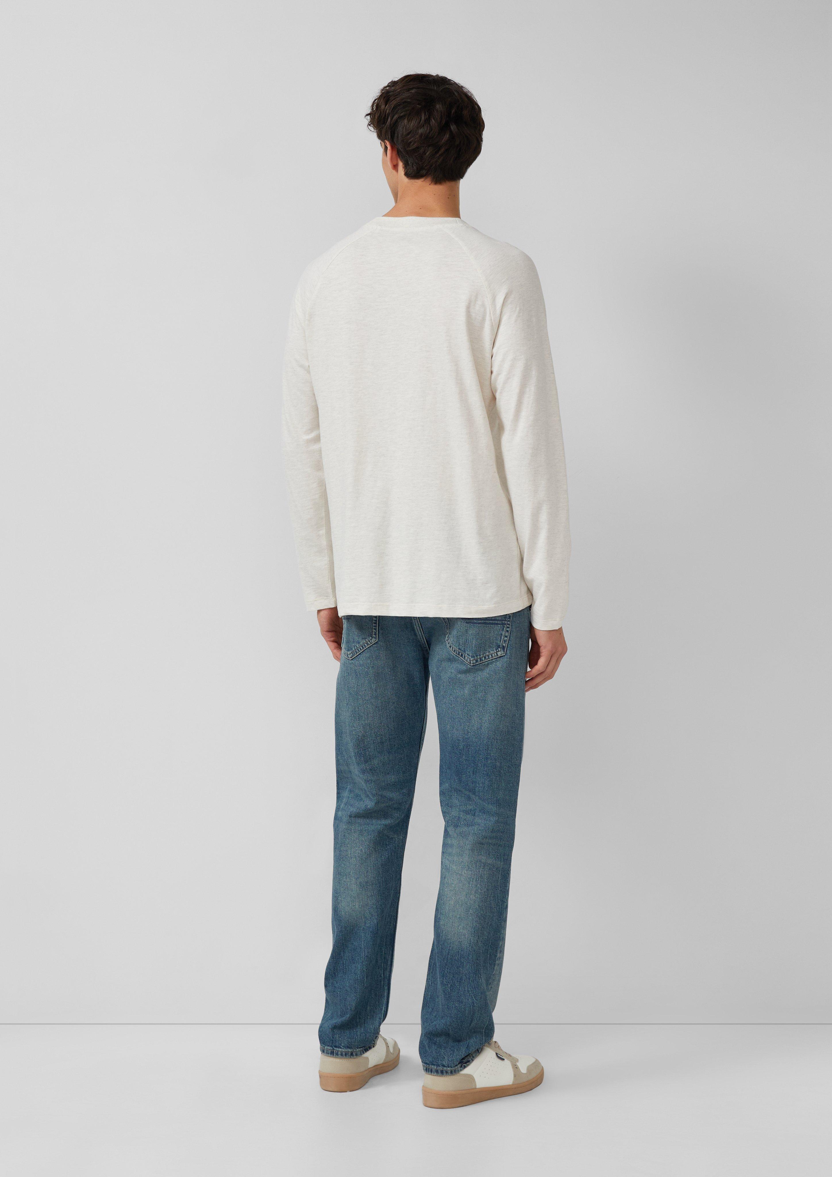 T-shirt in 03W0, 9898, 86W0 & 39W0