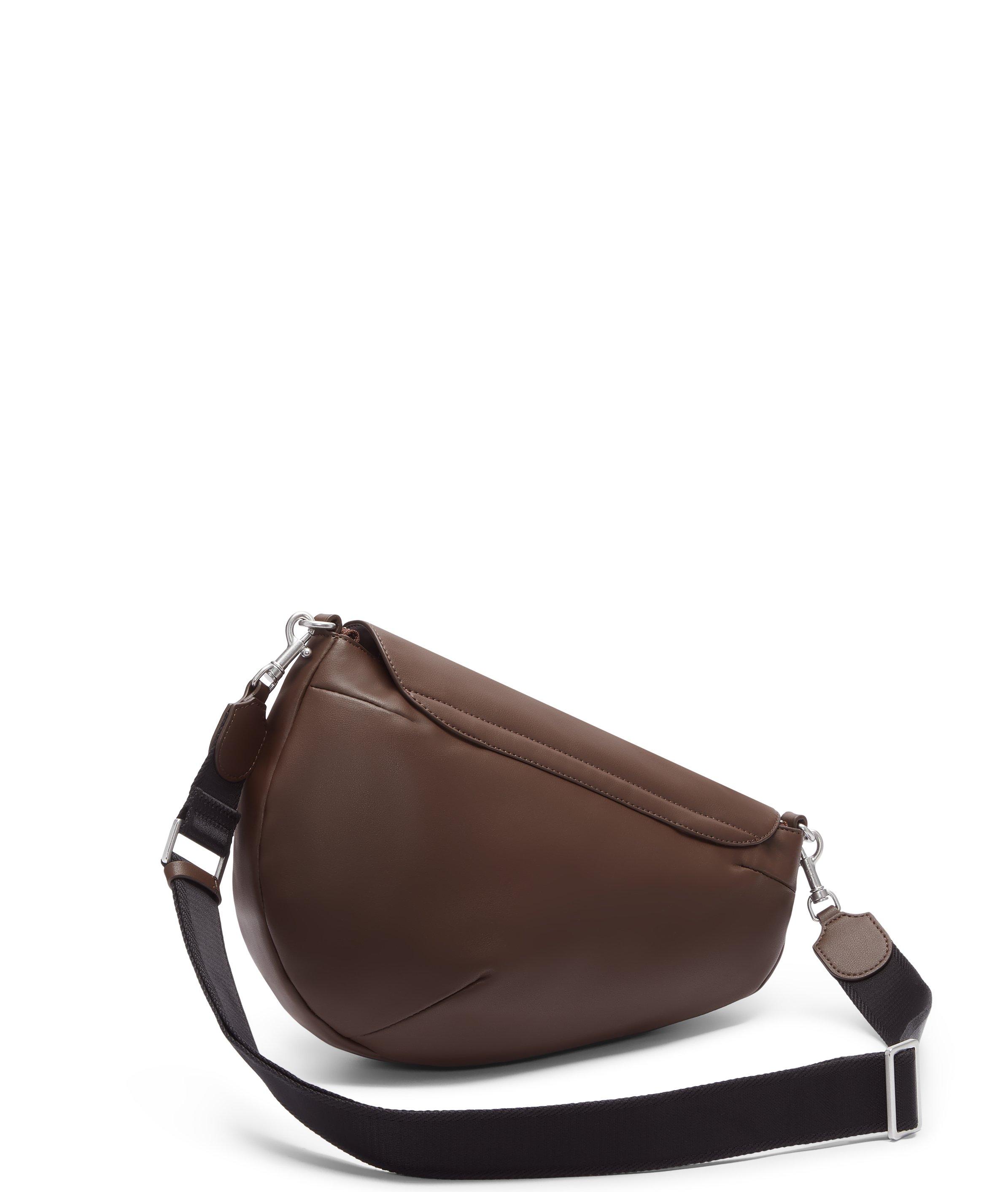 LIEBESKIND BERLIN Oval Shoulder Bag M