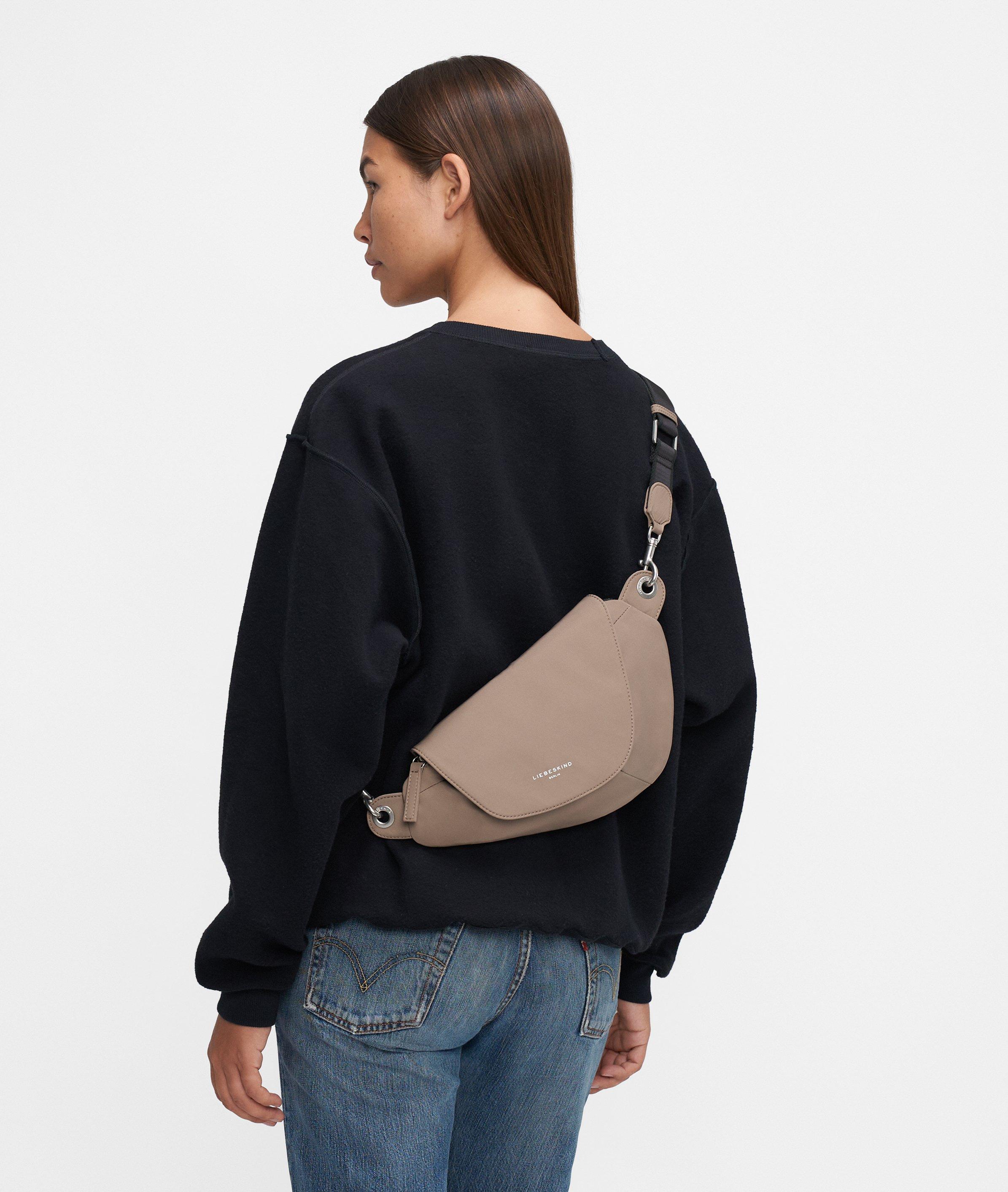 Oval Belt-Bag S in brown