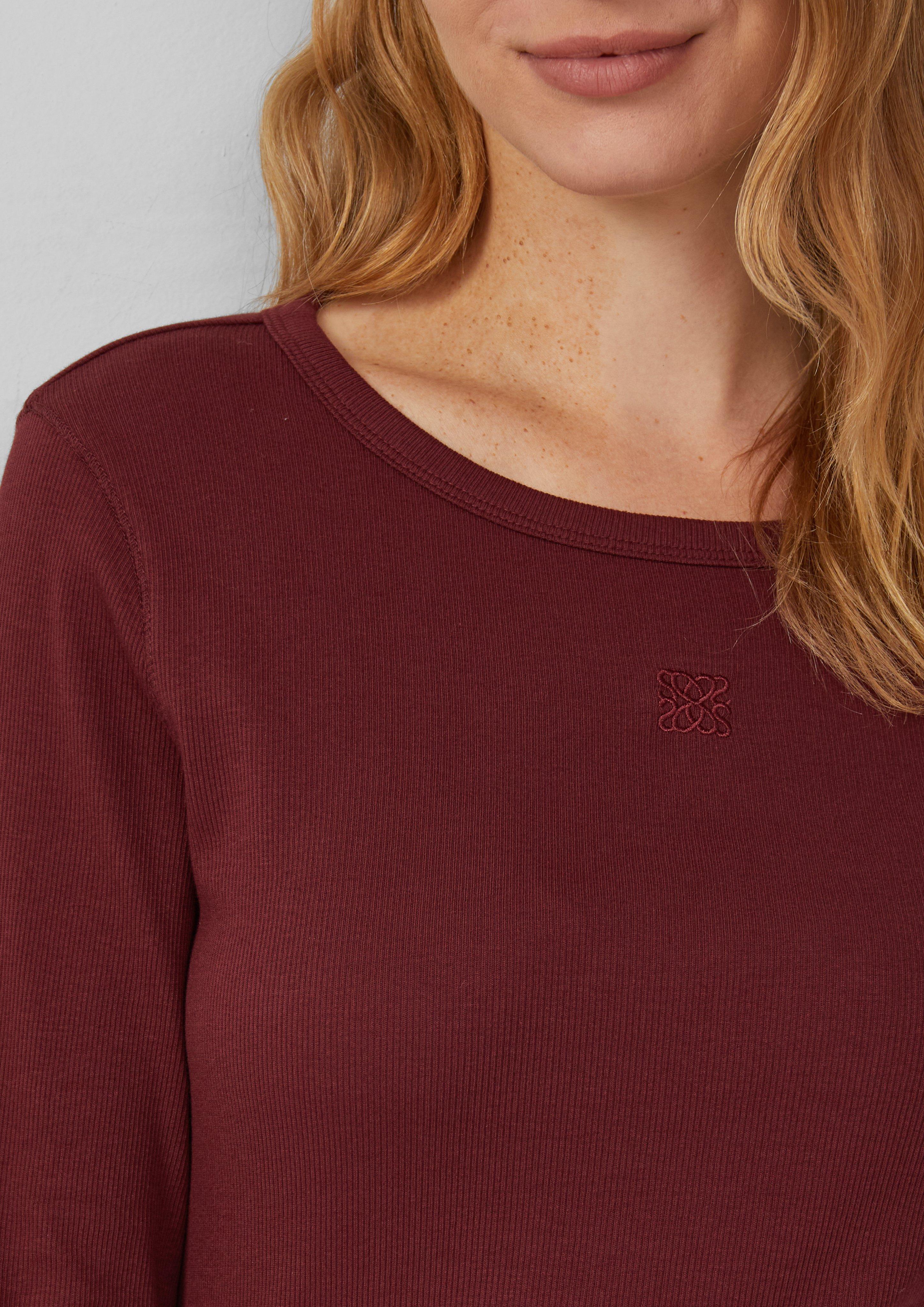 T-Shirt in 3902, 9999, 6933 & 0210